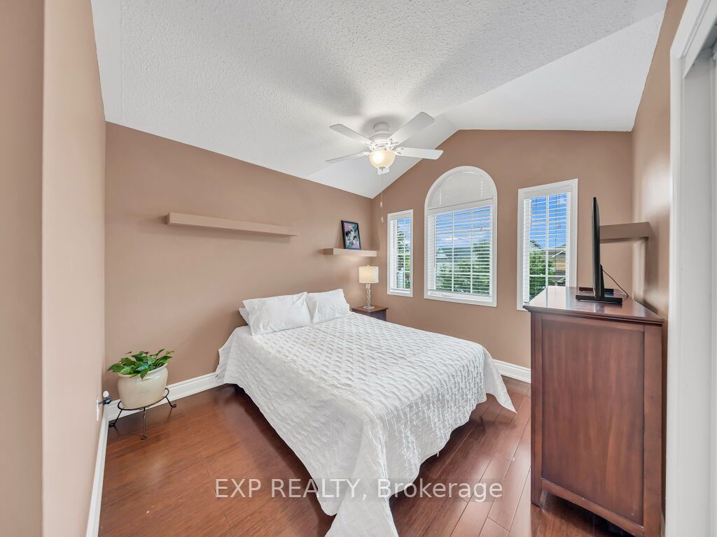 134 Dells Crescent Property Photo 22