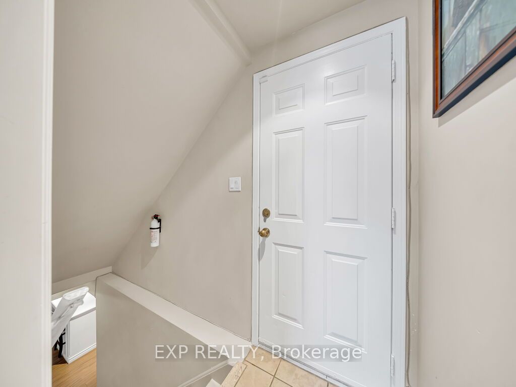 134 Dells Crescent Property Photo 25