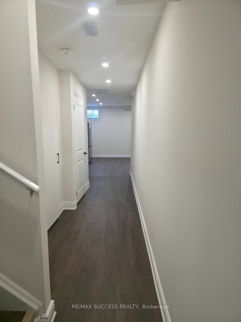 1407 Hearns Place Lower Property Photo 13