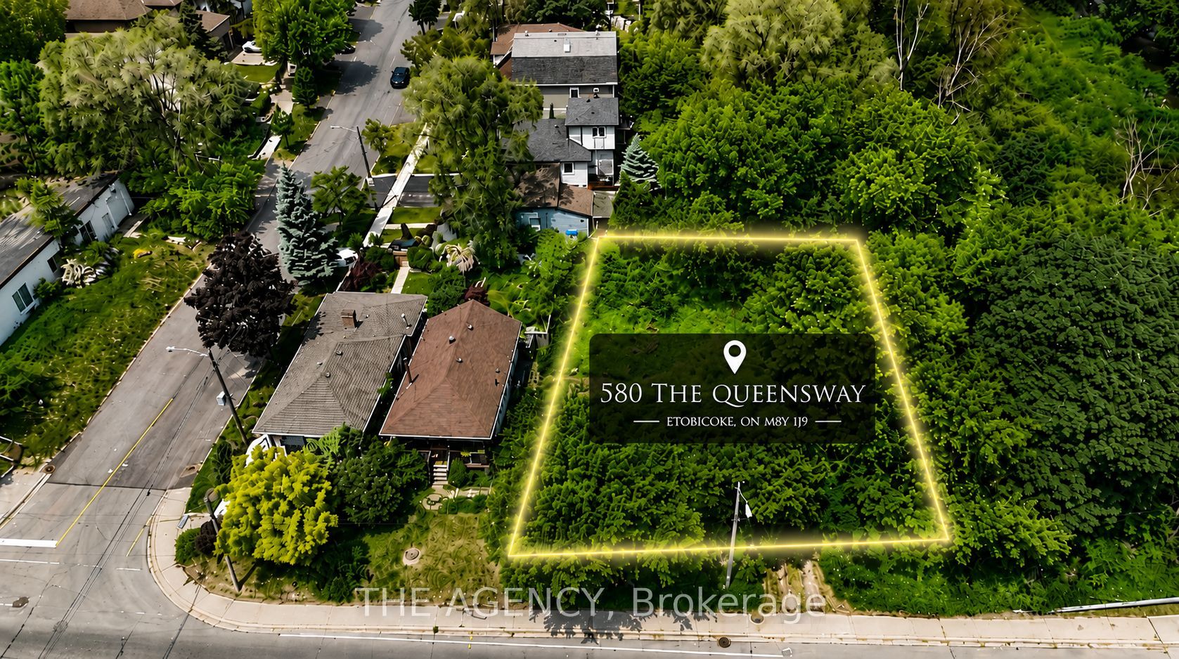580 The Queensway Property Photo 6