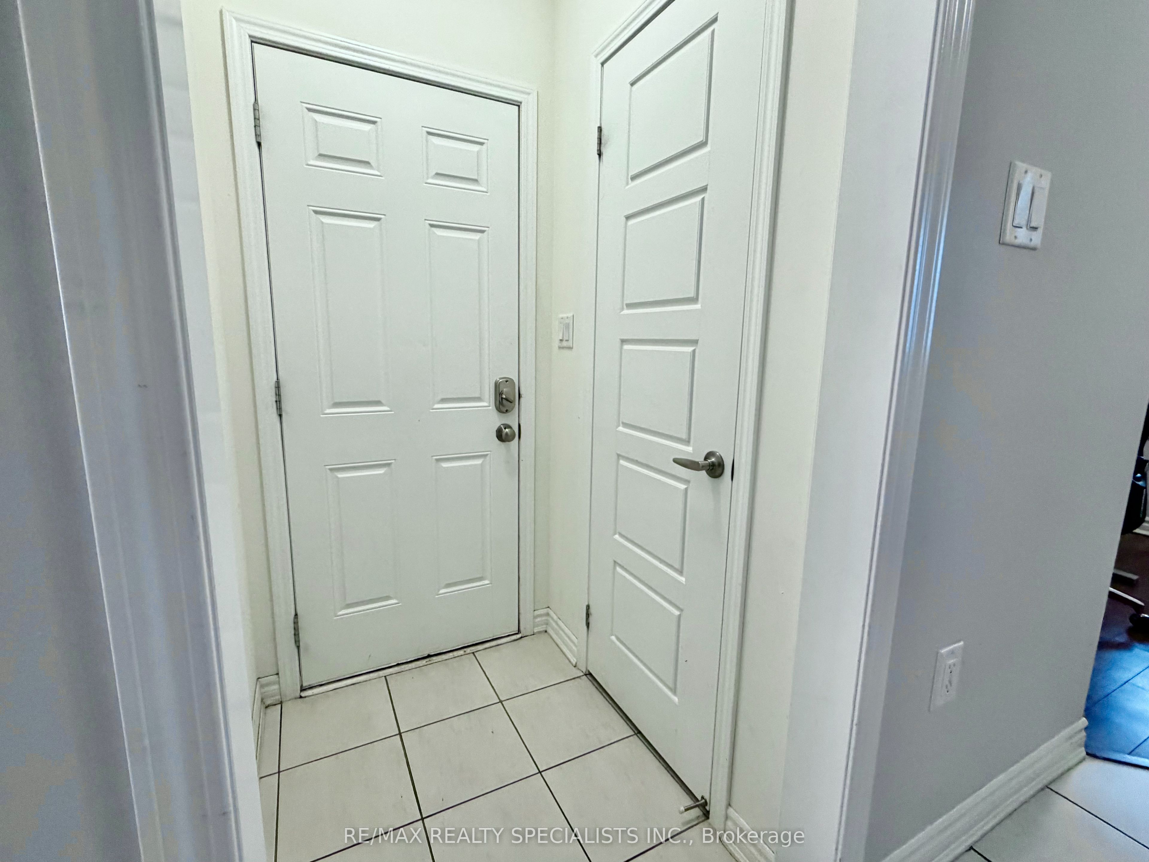 298 Beasley Terrace Property Photo 6