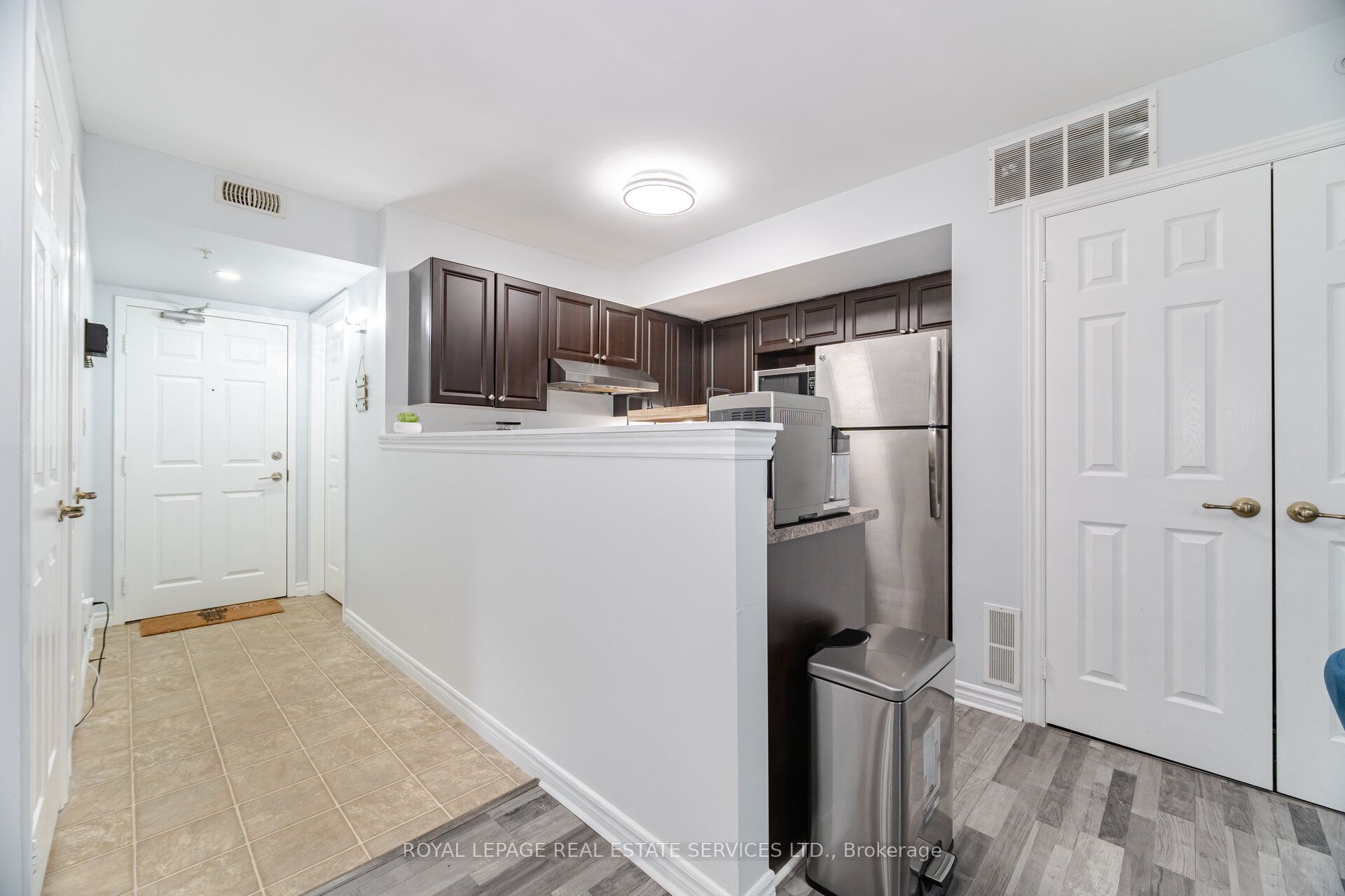 1471 N Maple Avenue N 110 Property Photo 15