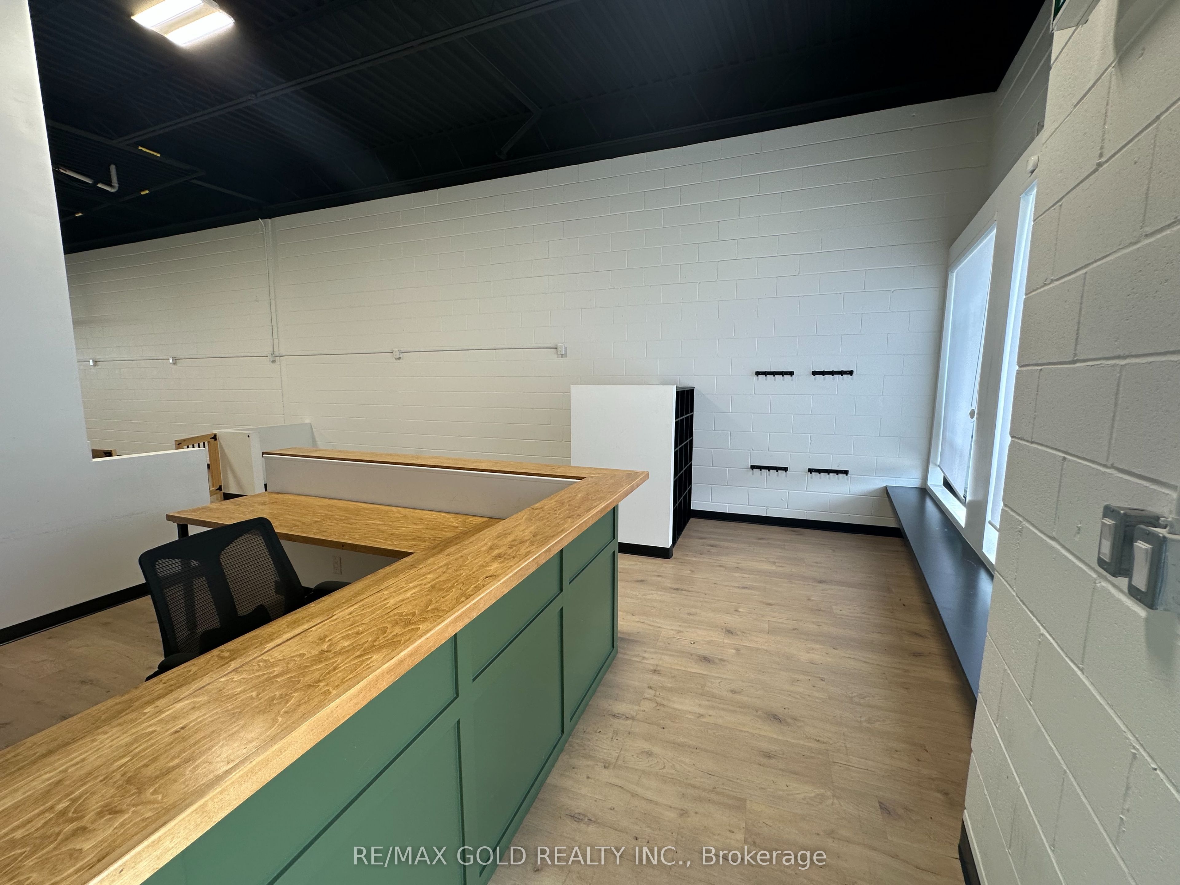 1080 Tristar Drive 5 Property Photo 4