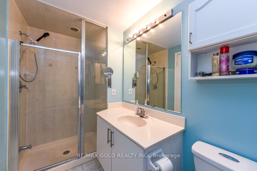 200 Burnhamthorpe Road 1003 Property Photo 21