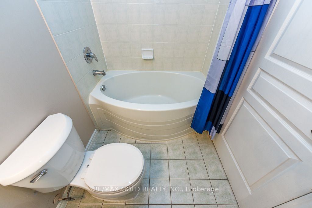 200 Burnhamthorpe Road 1003 Property Photo 25