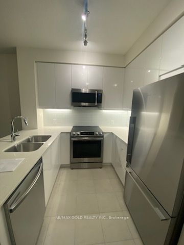 50 Thomas Riley Road 514 Property Photo 5