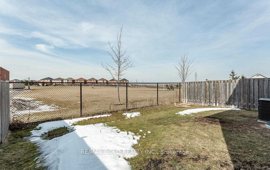 20 Owens Road Property Photo 20
