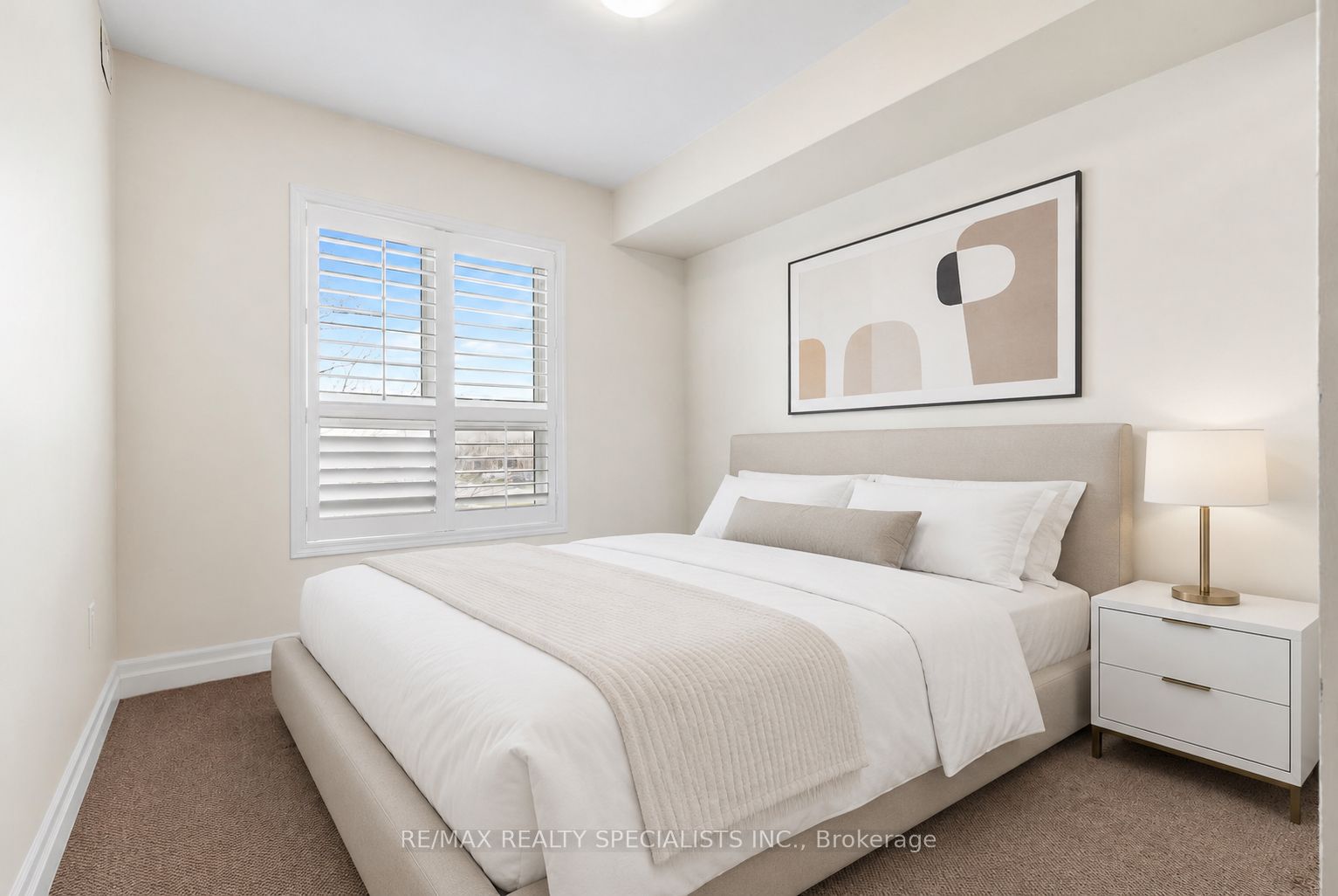 1045 Nadalin Heights 209 Property Photo 13