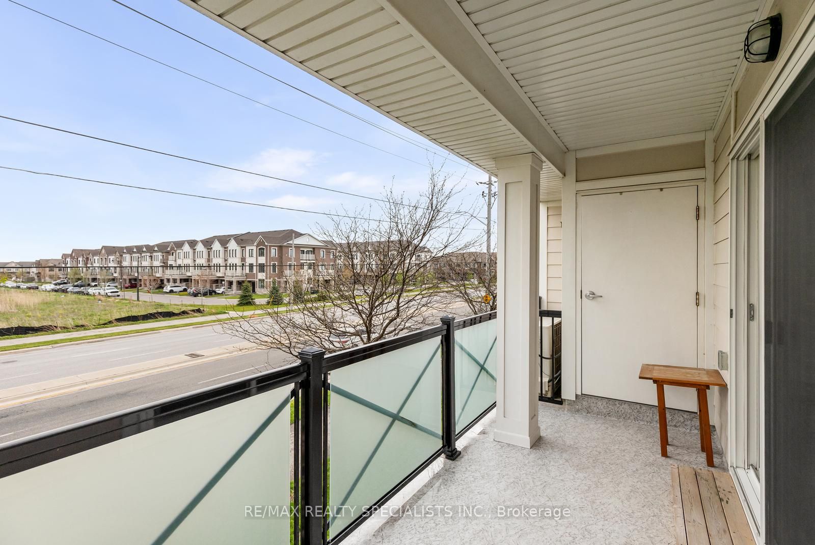 1045 Nadalin Heights 209 Property Photo 17