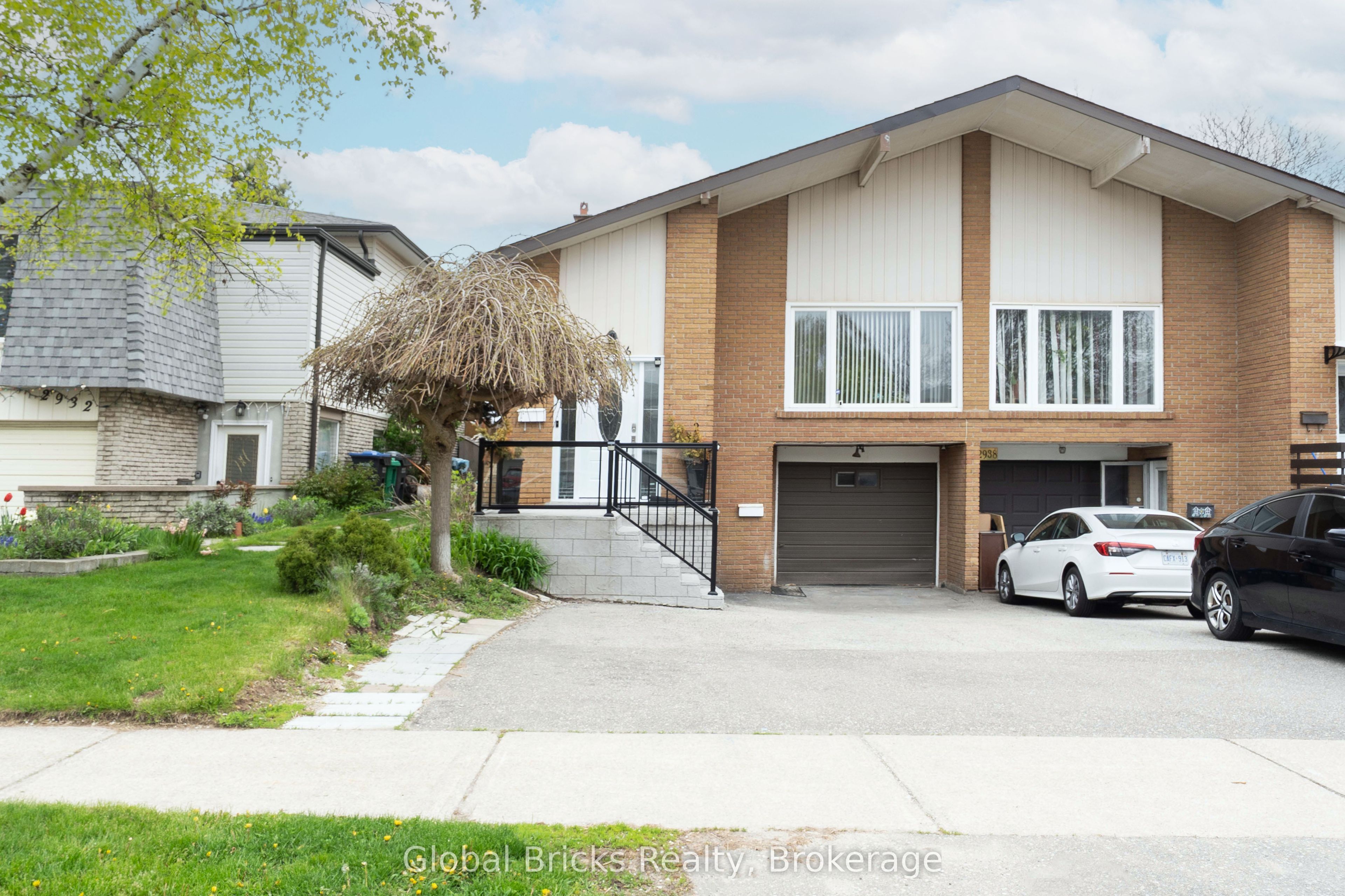 2936 Windjammer Road Property Photo 1