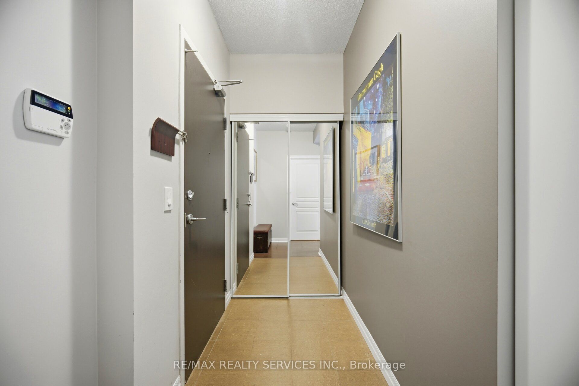 225 Webb Drive 810 Property Photo 8