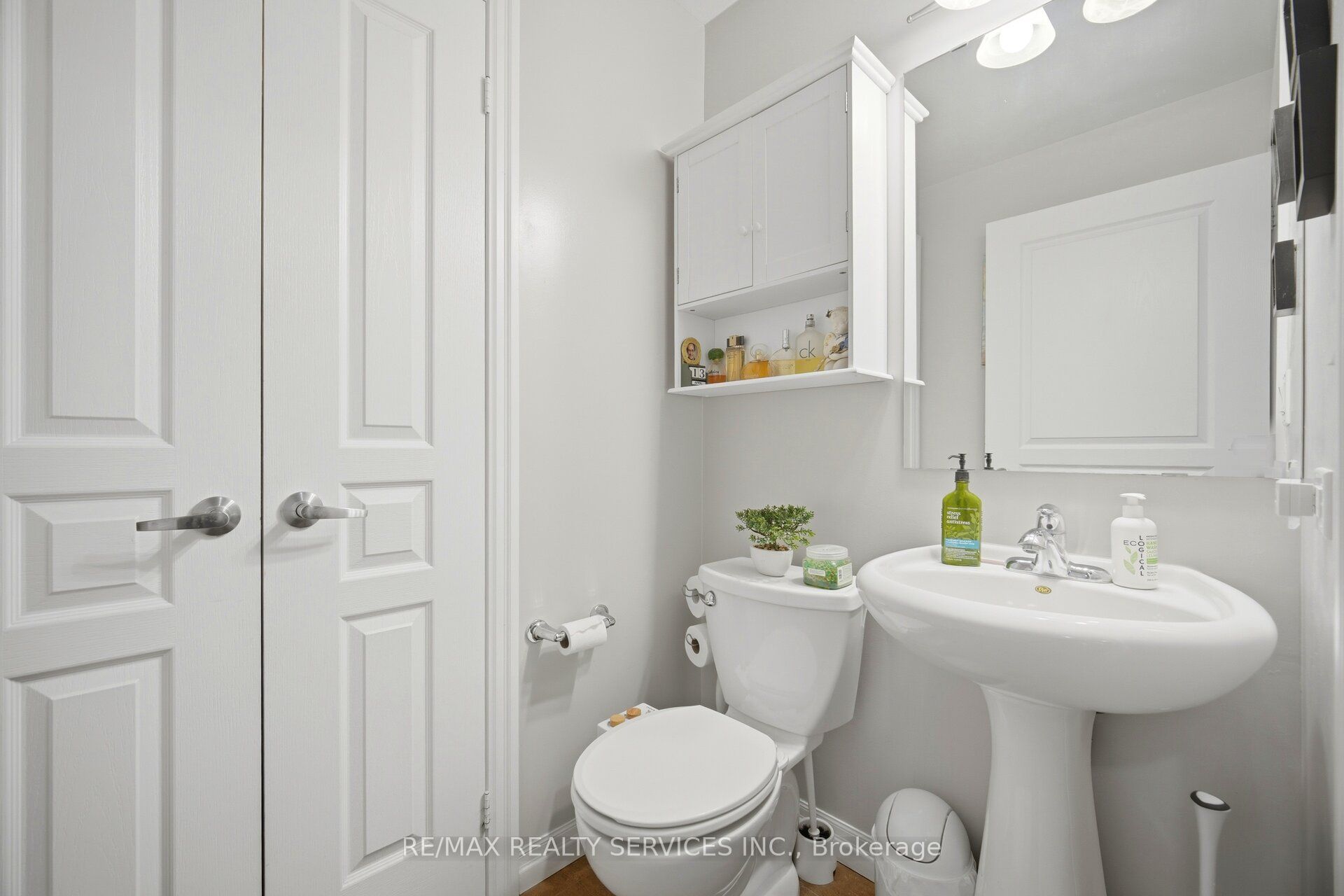 225 Webb Drive 810 Property Photo 17