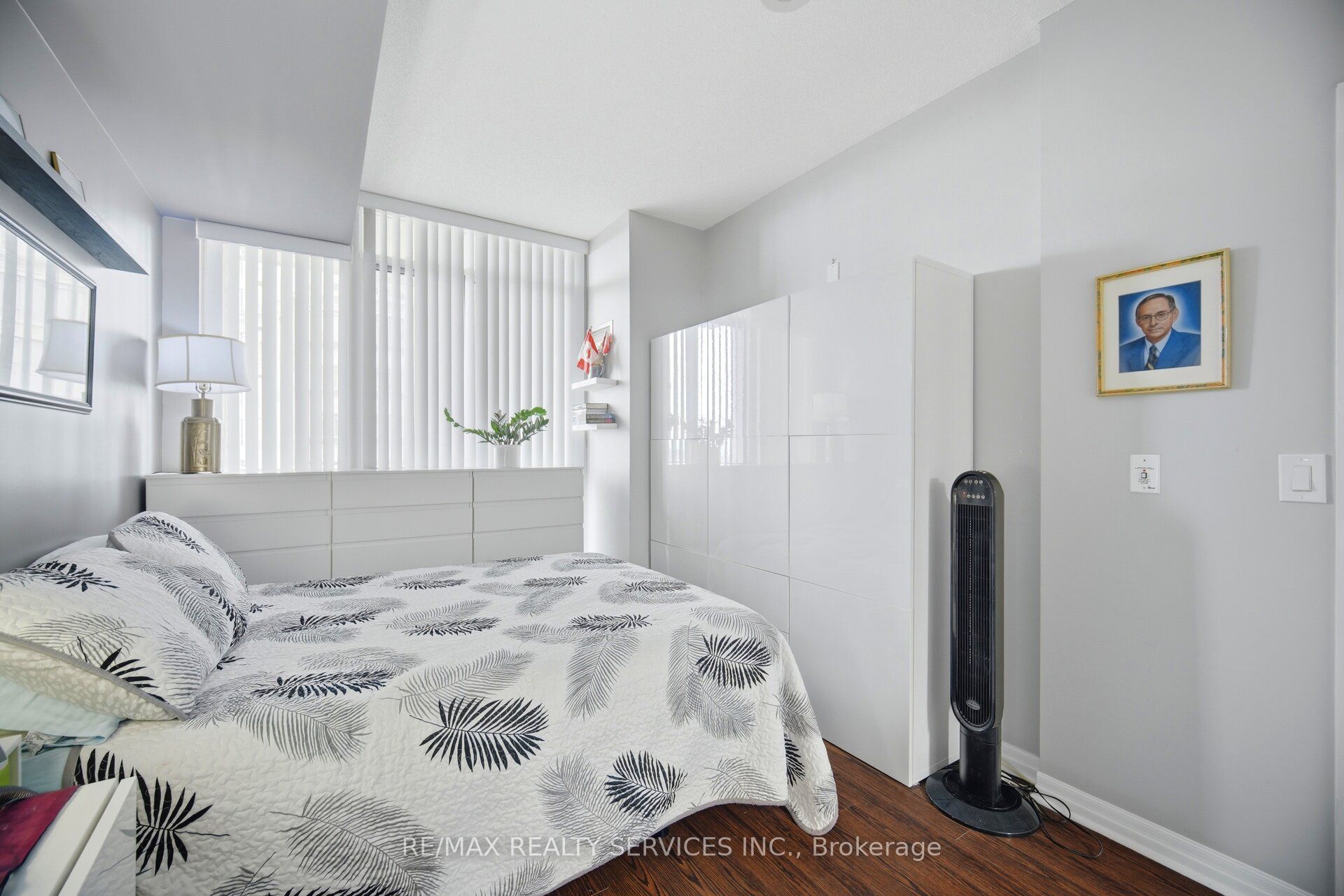 225 Webb Drive 810 Property Photo 20