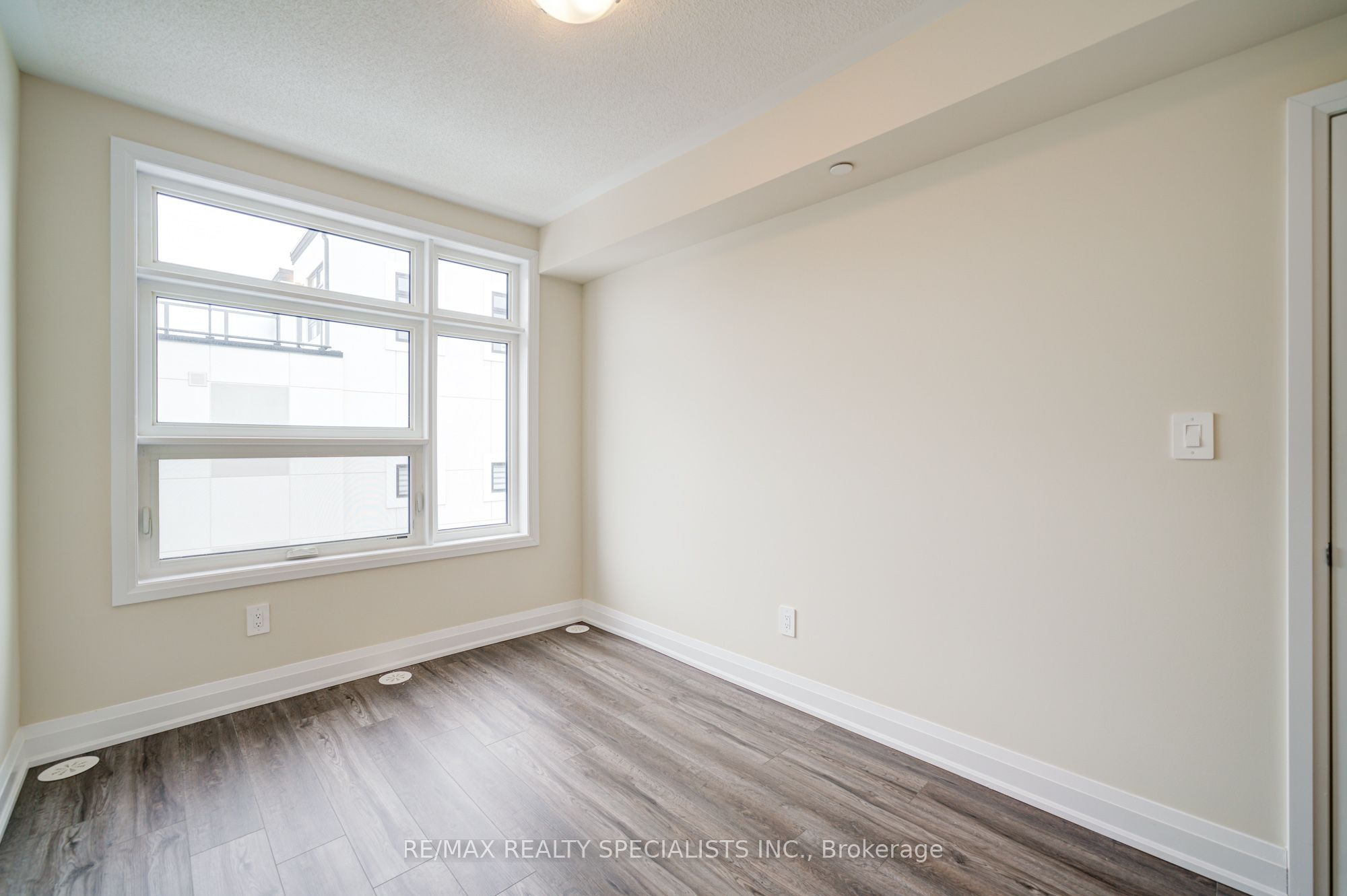 1573 Rose Way 108 Property Photo 23