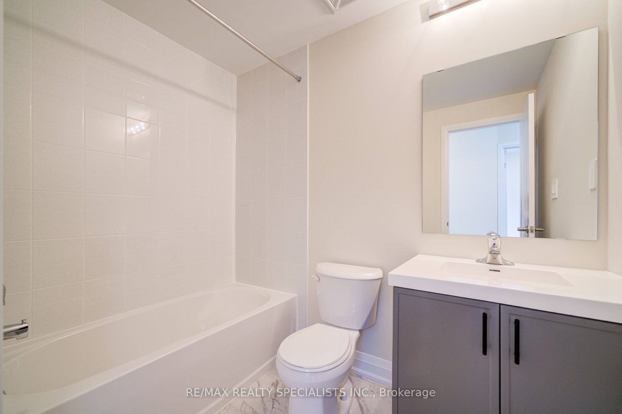 1573 Rose Way 108 Property Photo 26