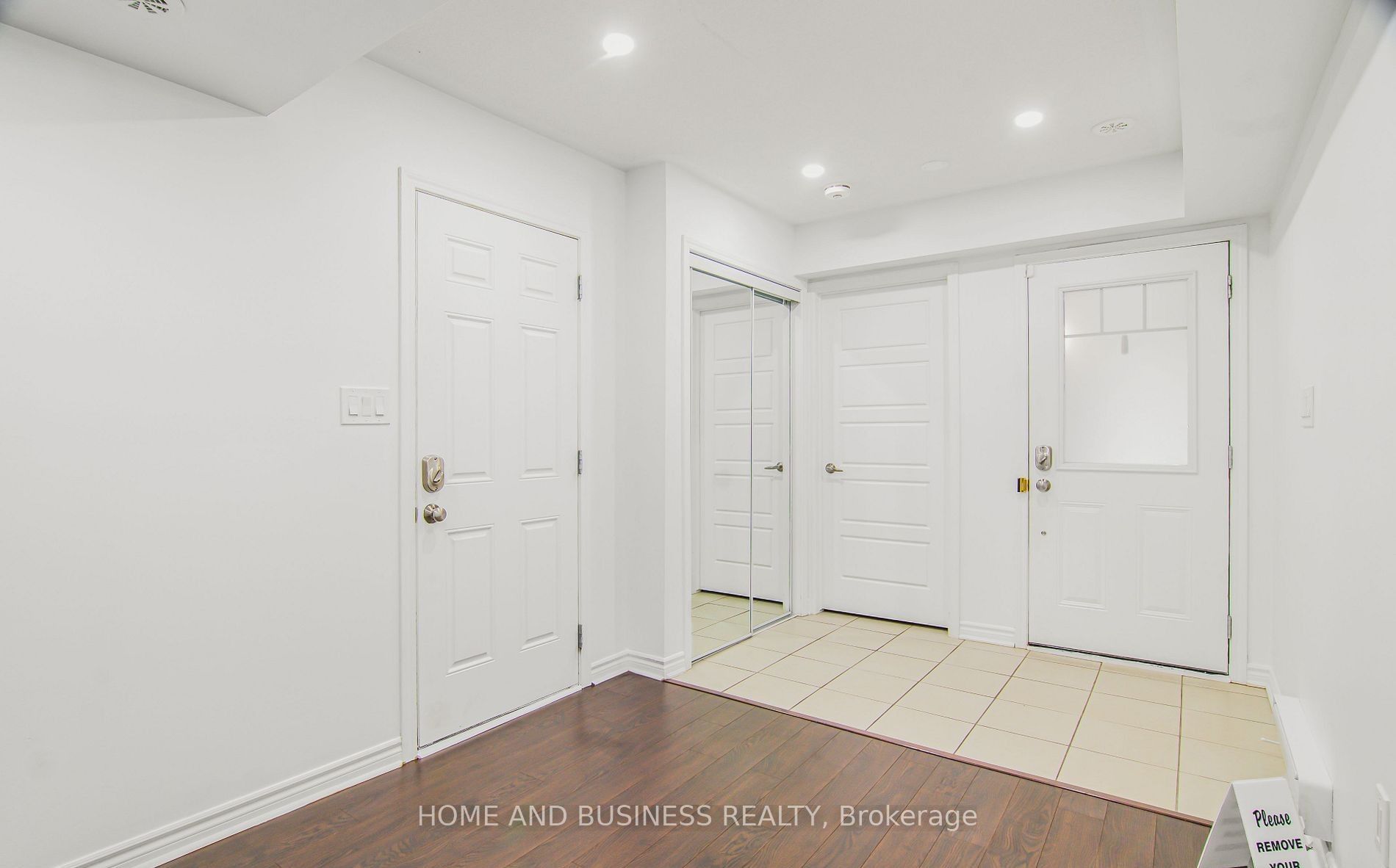 1135 Duignan Crescent Property Photo 6