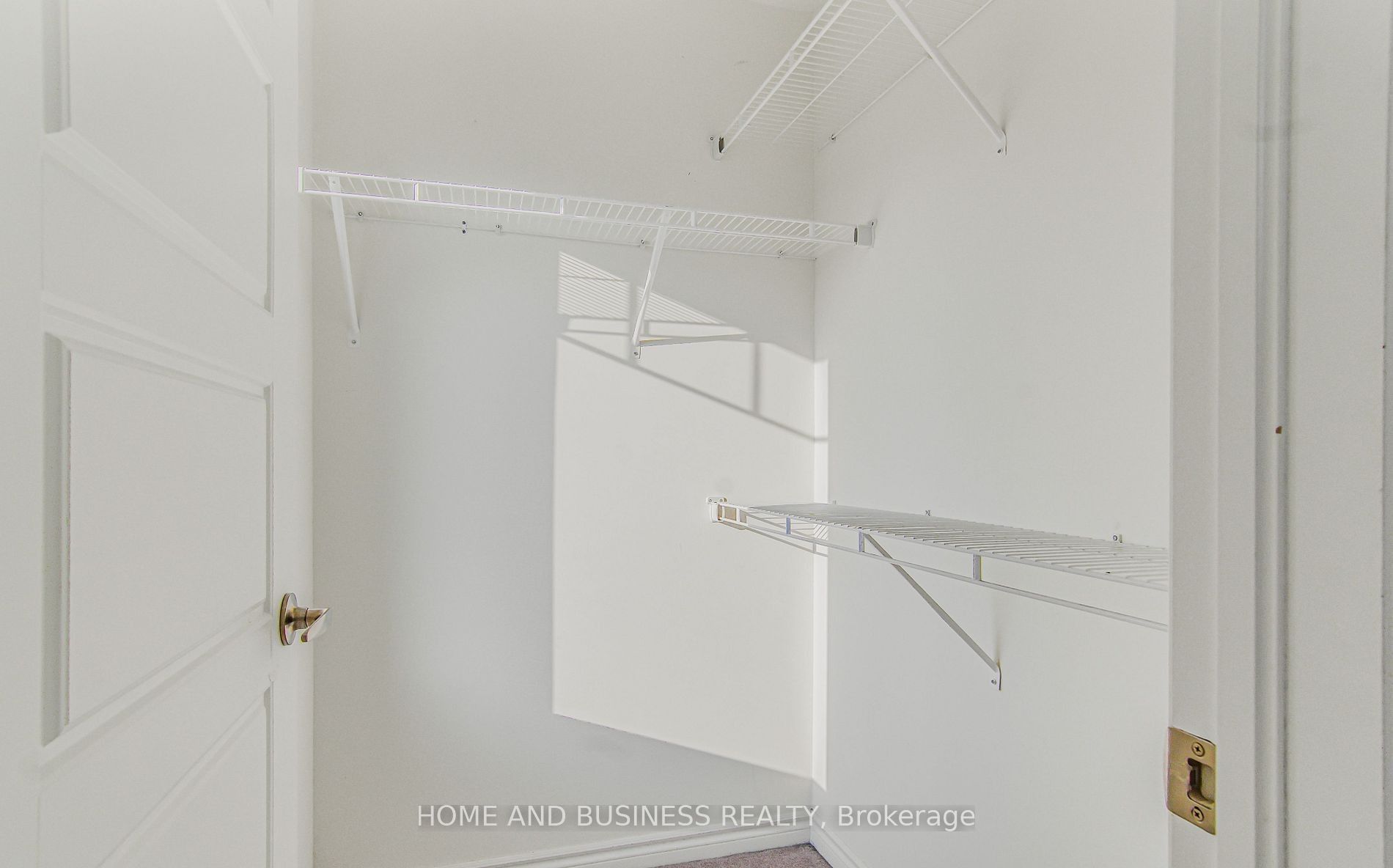 1135 Duignan Crescent Property Photo 17