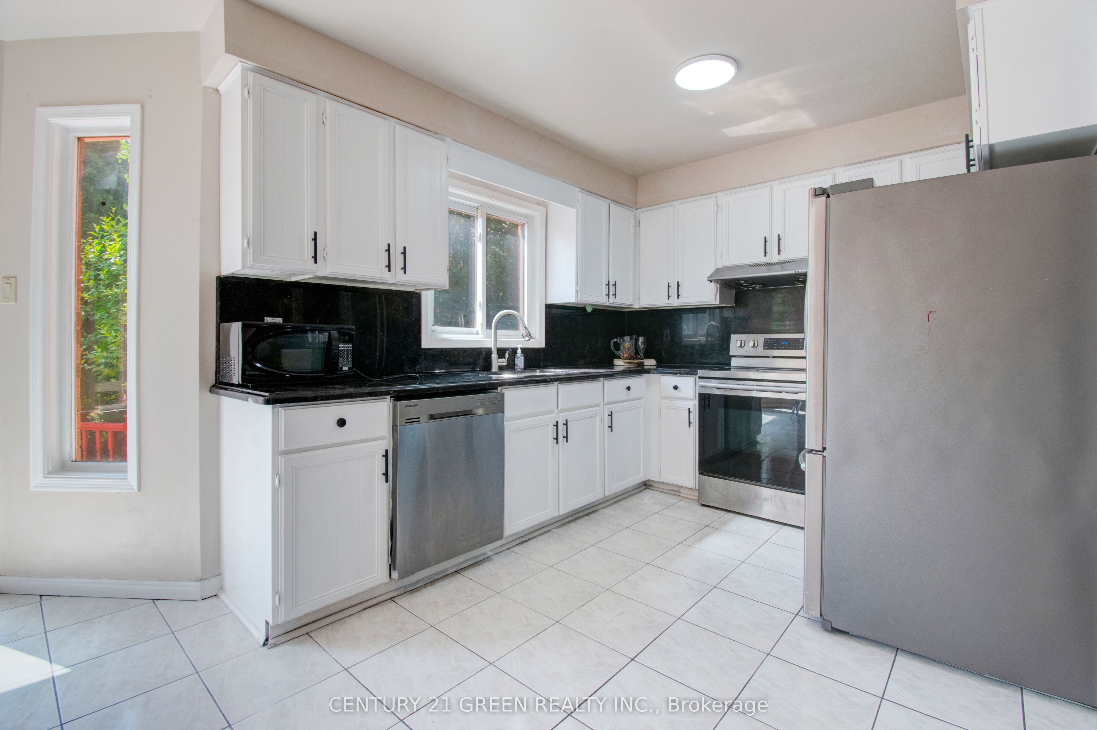 1 Candy Crescent Property Photo 12