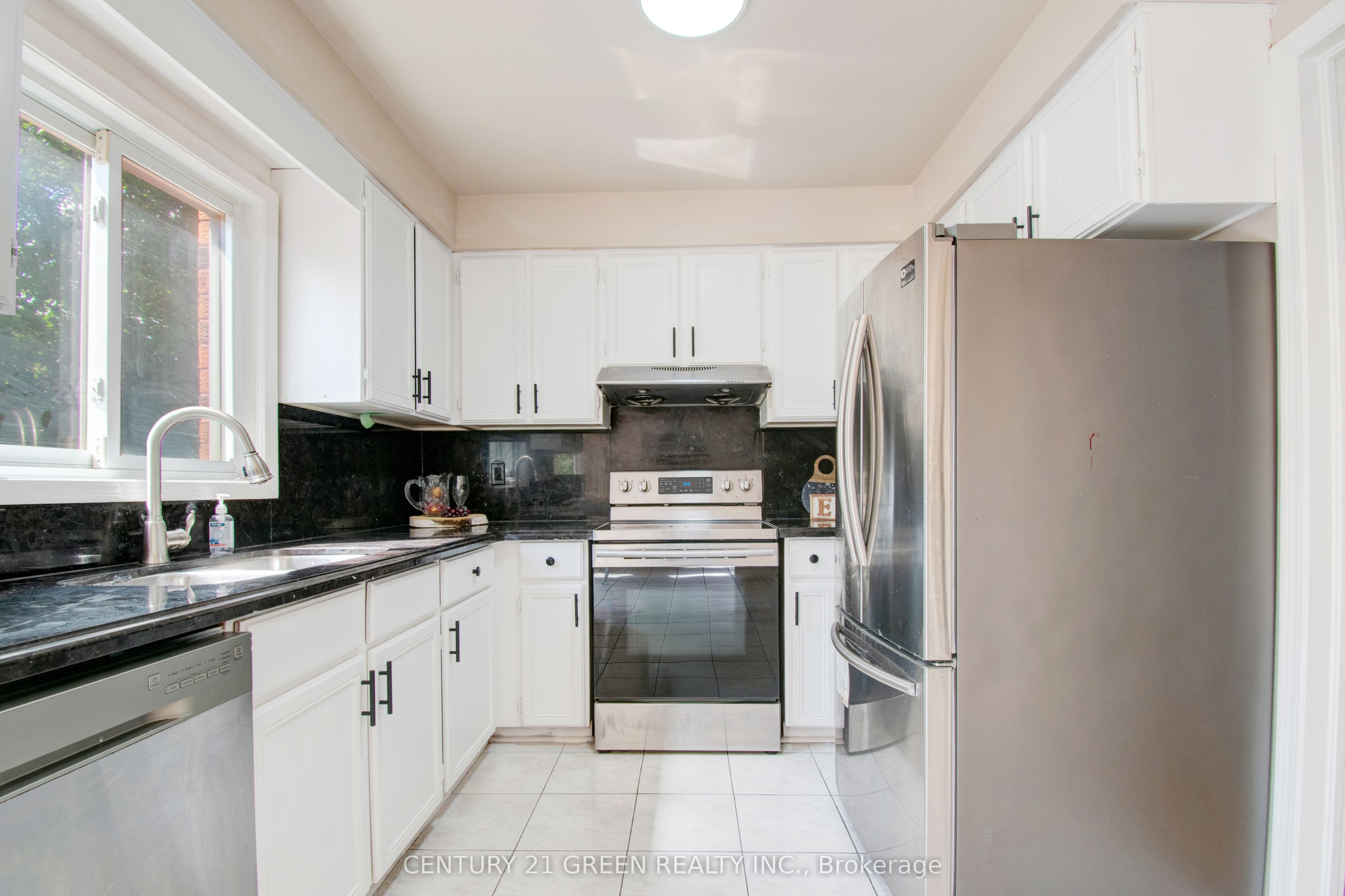 1 Candy Crescent Property Photo 13
