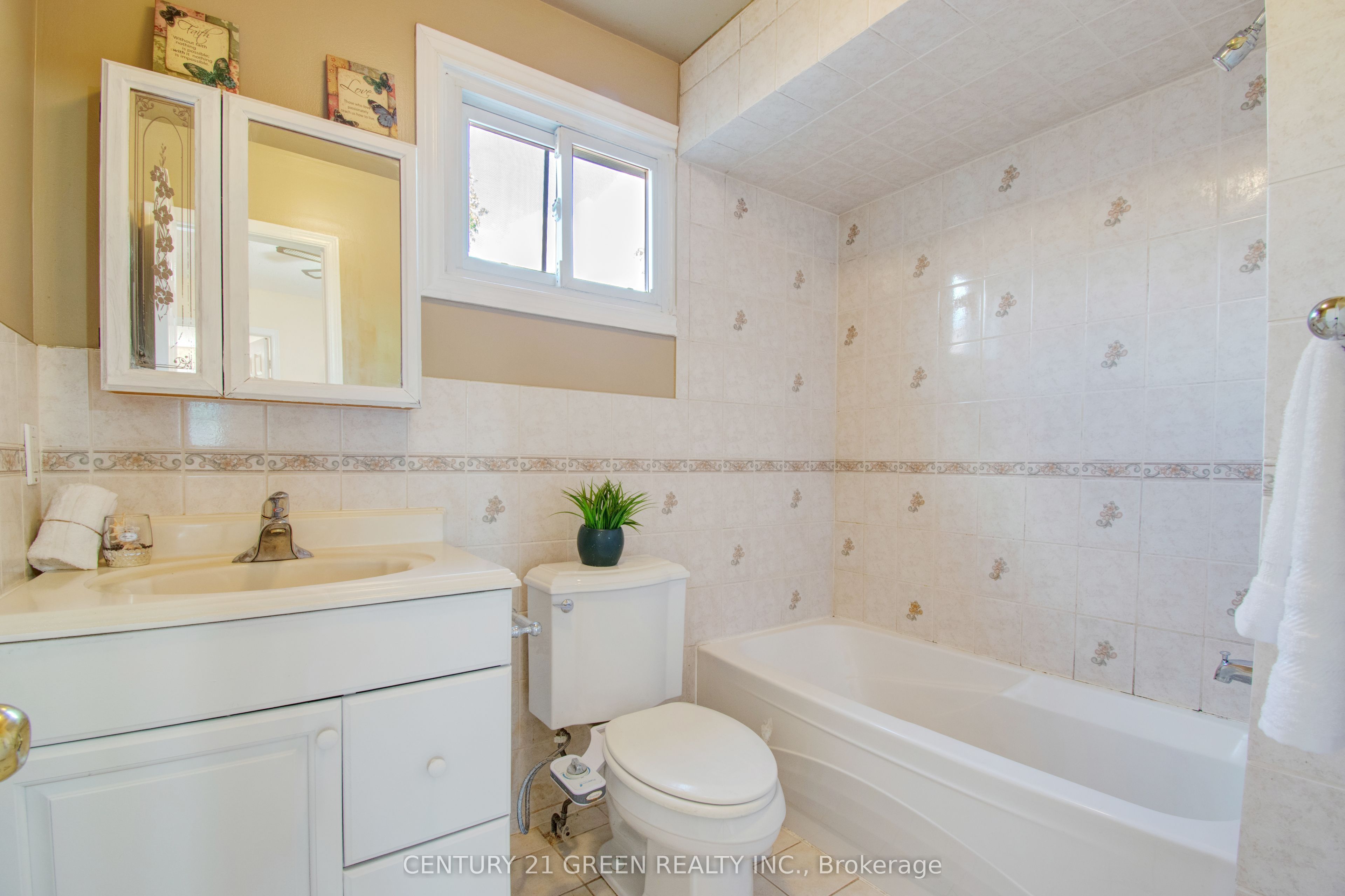 1 Candy Crescent Property Photo 36