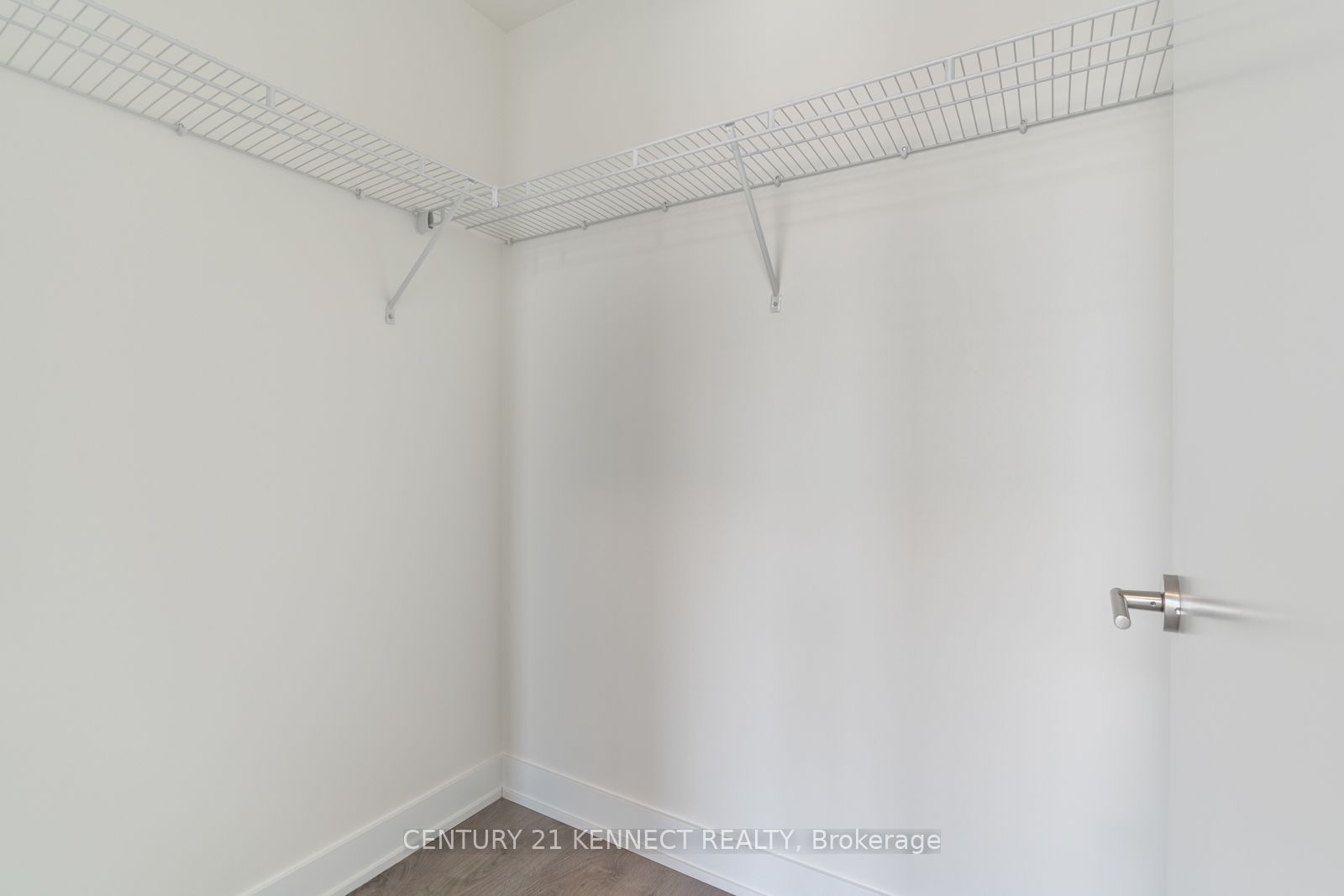 180 Veterans Drive 101 Property Photo 19