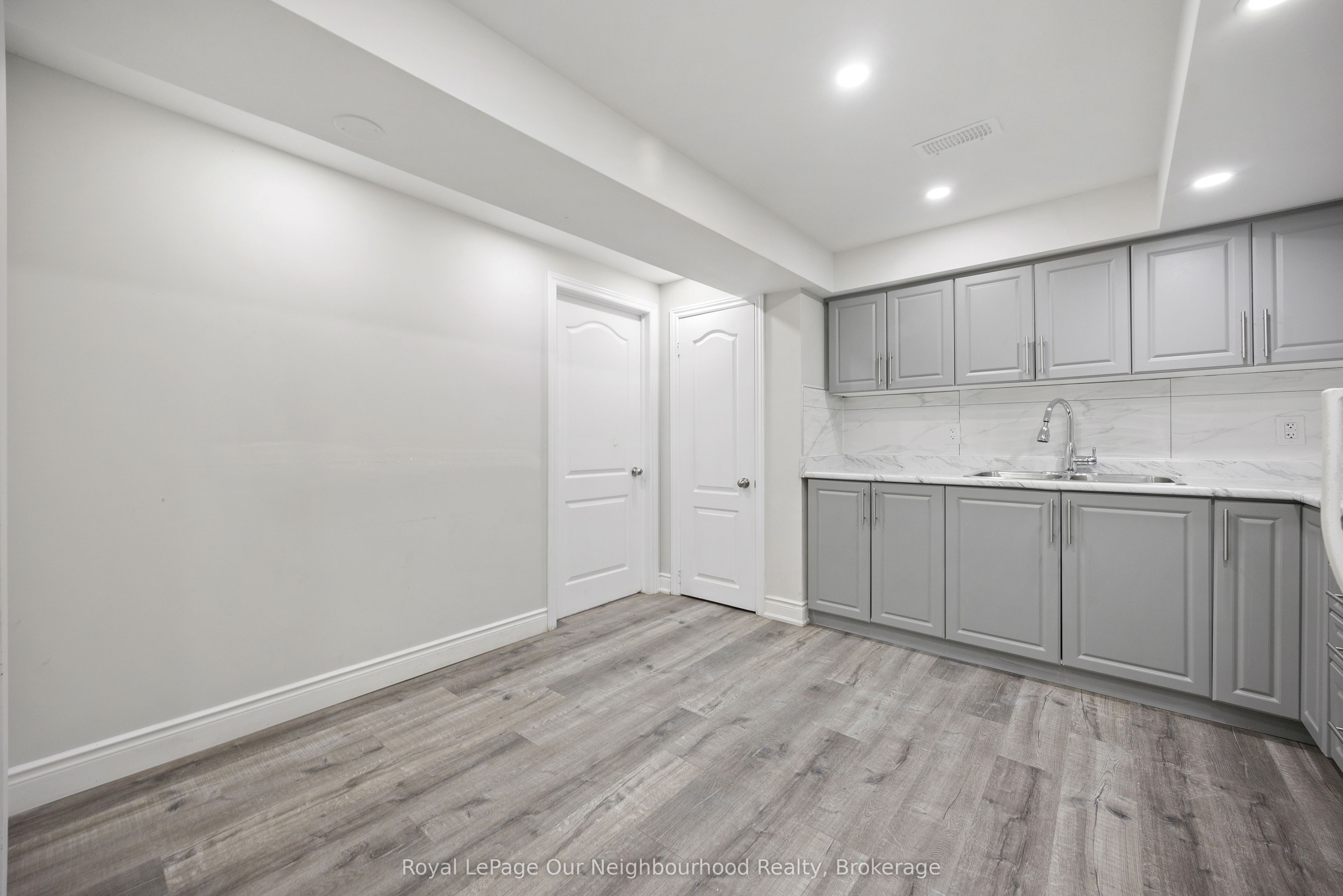 206 Sunny Meadow Boulevard Bsmt Property Photo 14