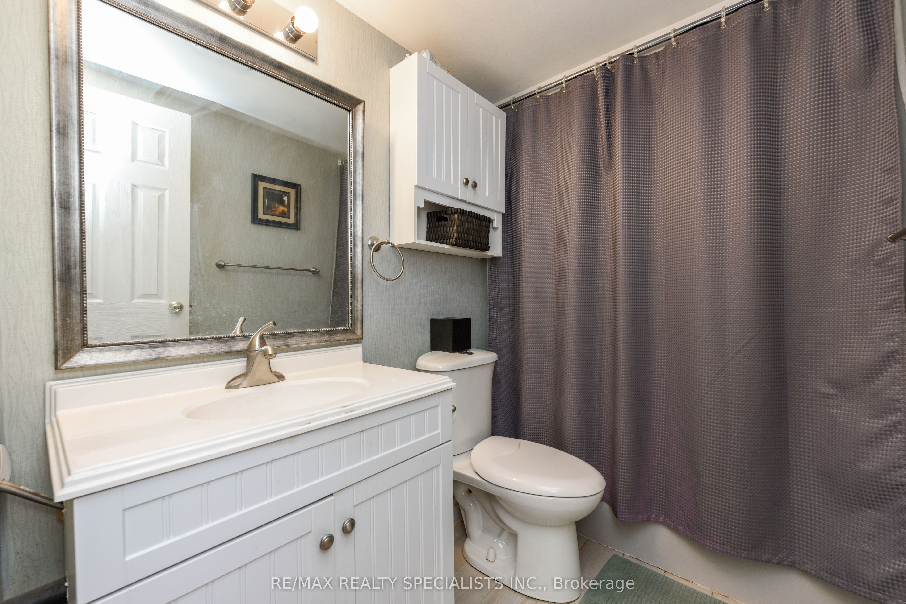 716 The West Mall Ph2005 Property Photo 37