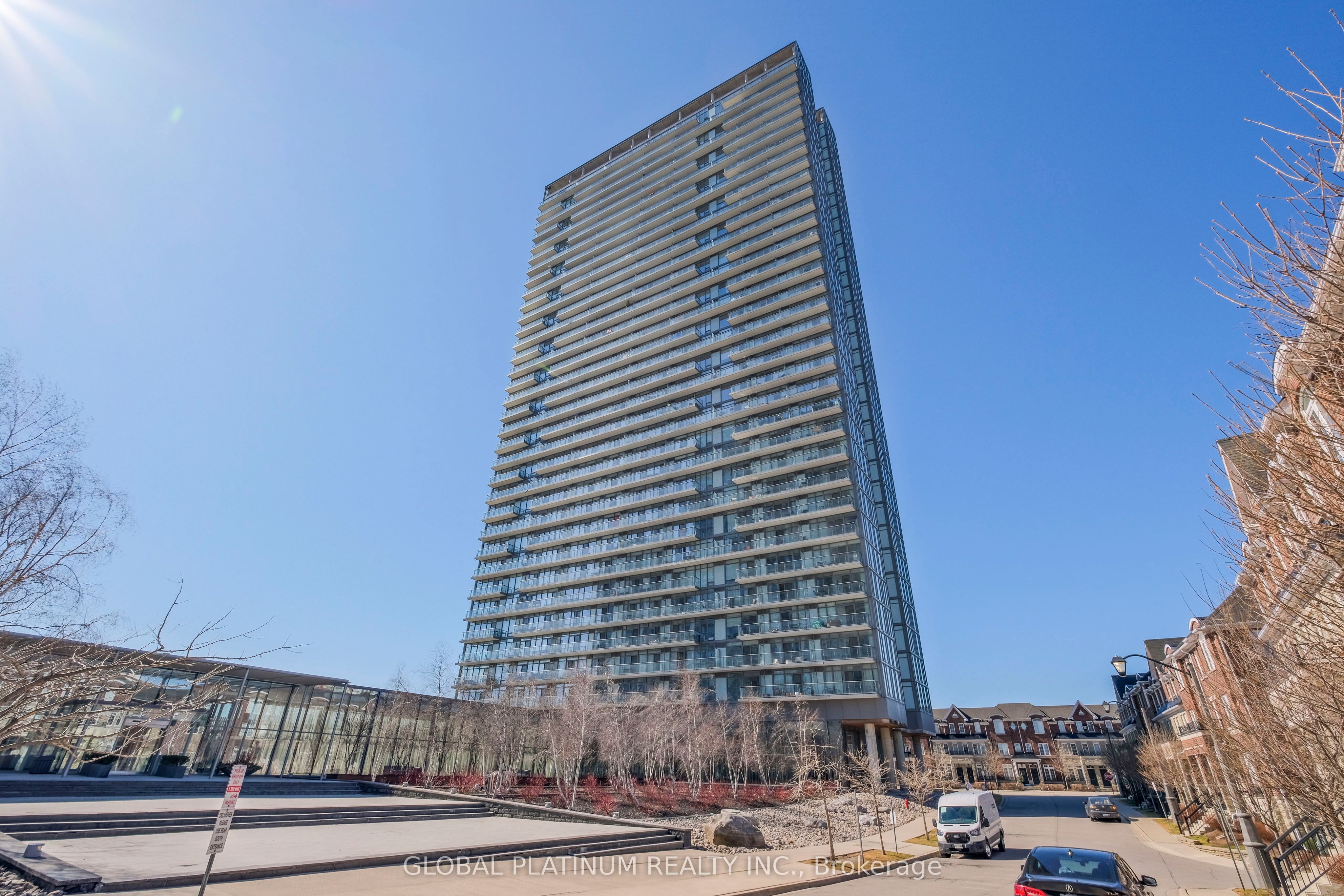 105 The Queensway Way 2014 Property Photo 21