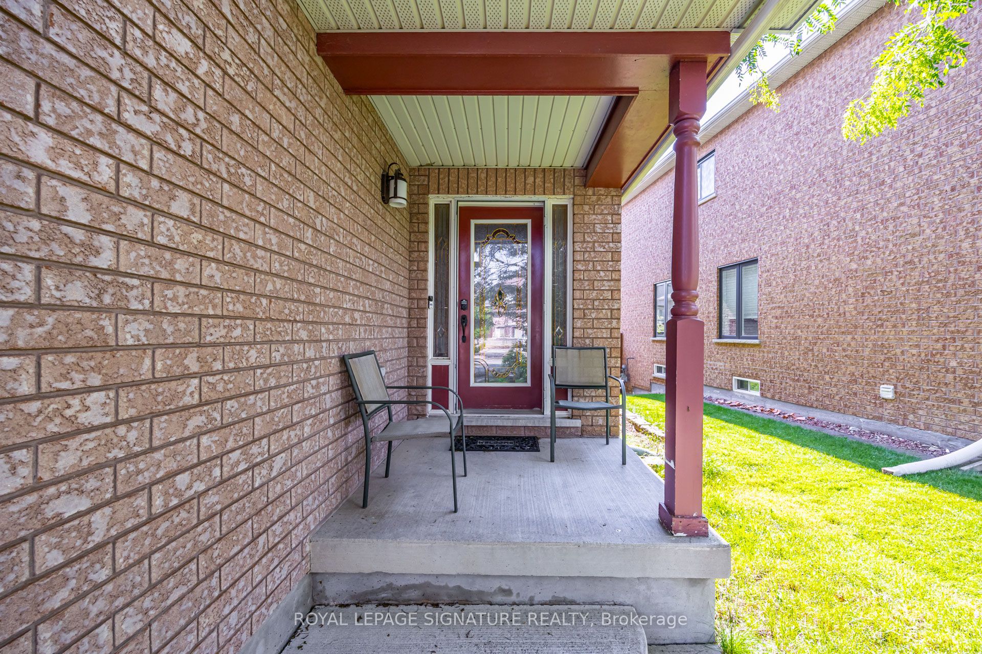 82 Belmont Boulevard Property Photo 2