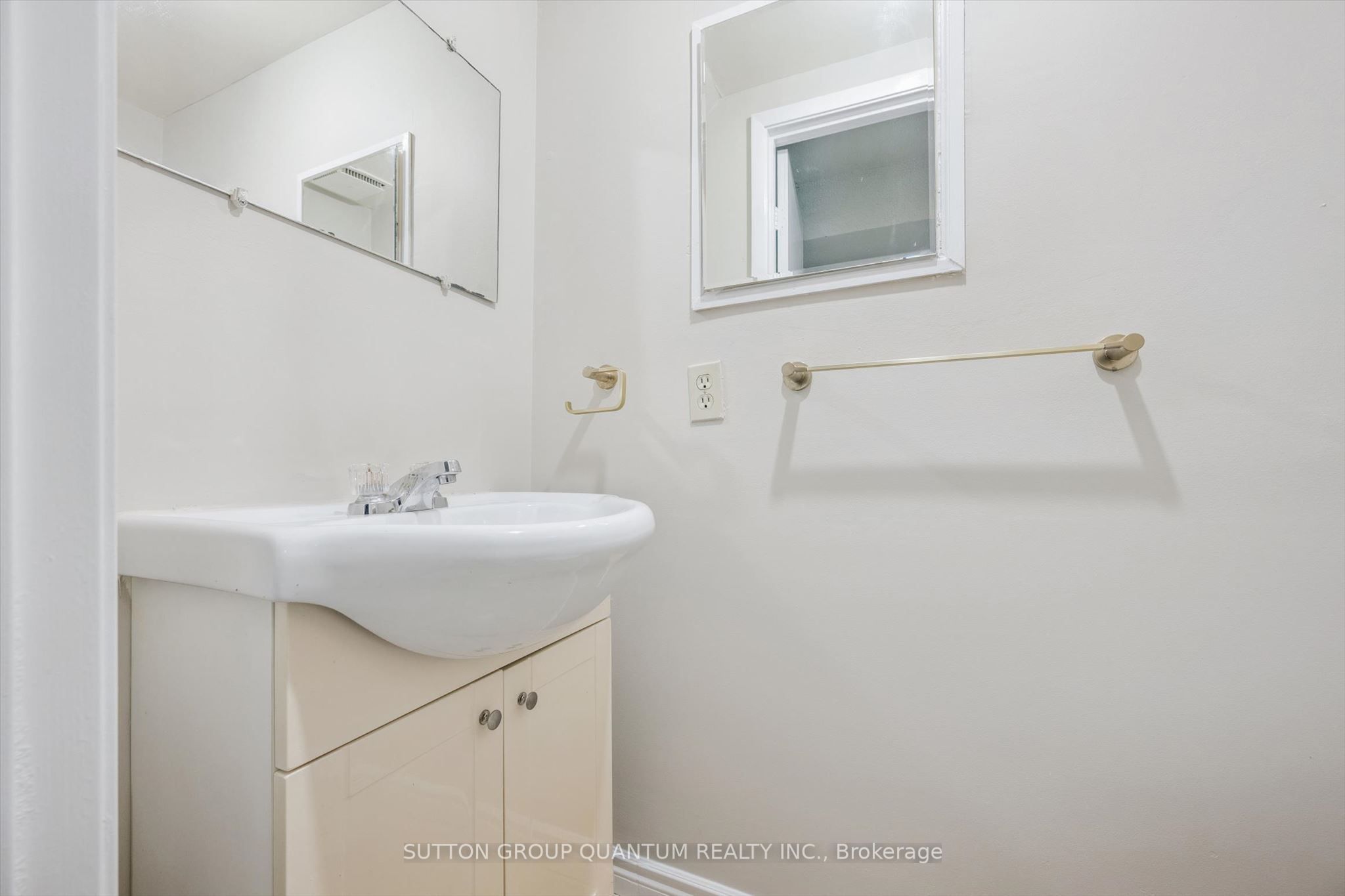 1558 Lancaster Drive 69 Property Photo 31