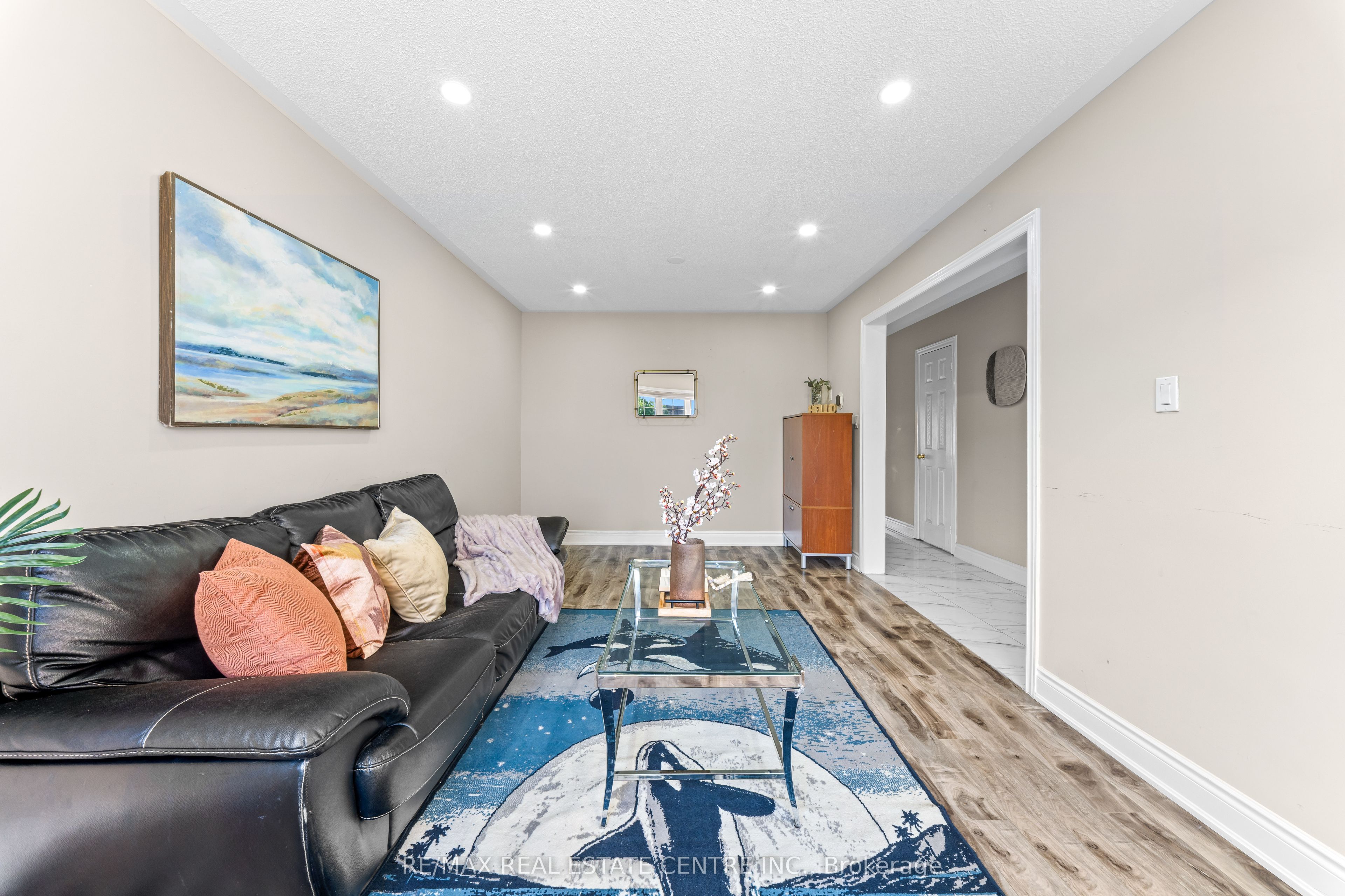 42 Domenico Crescent Property Photo 10