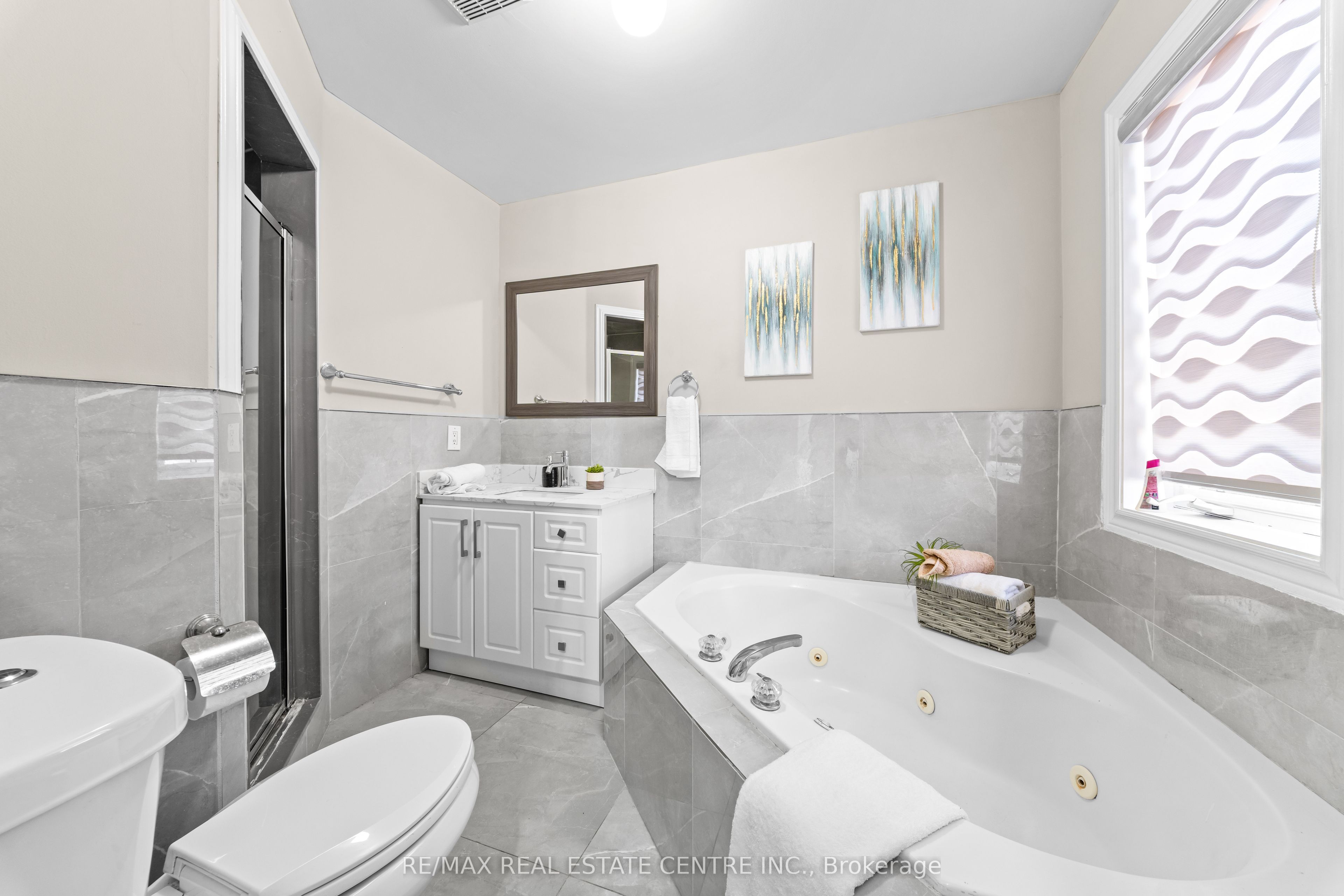 42 Domenico Crescent Property Photo 24