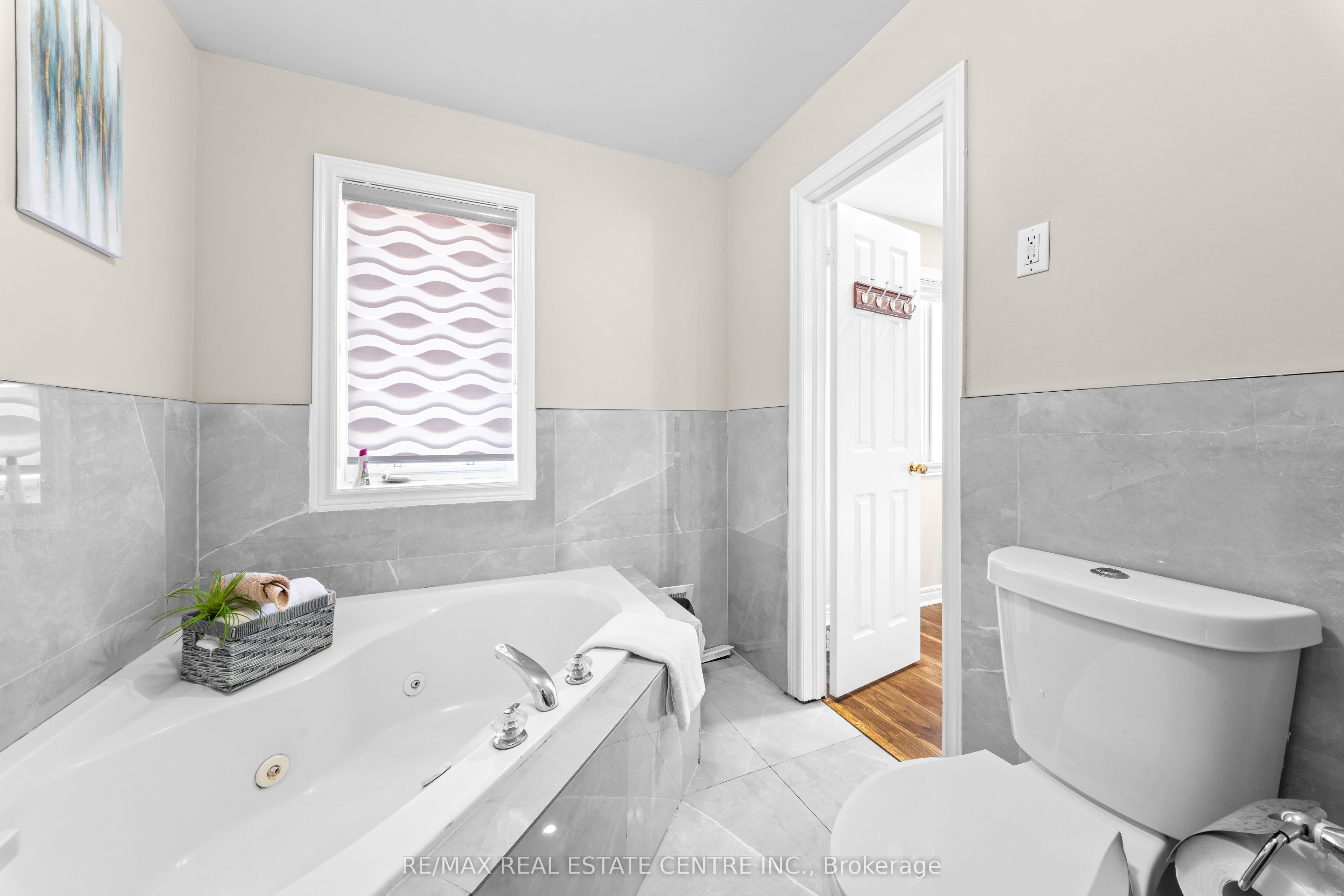 42 Domenico Crescent Property Photo 25