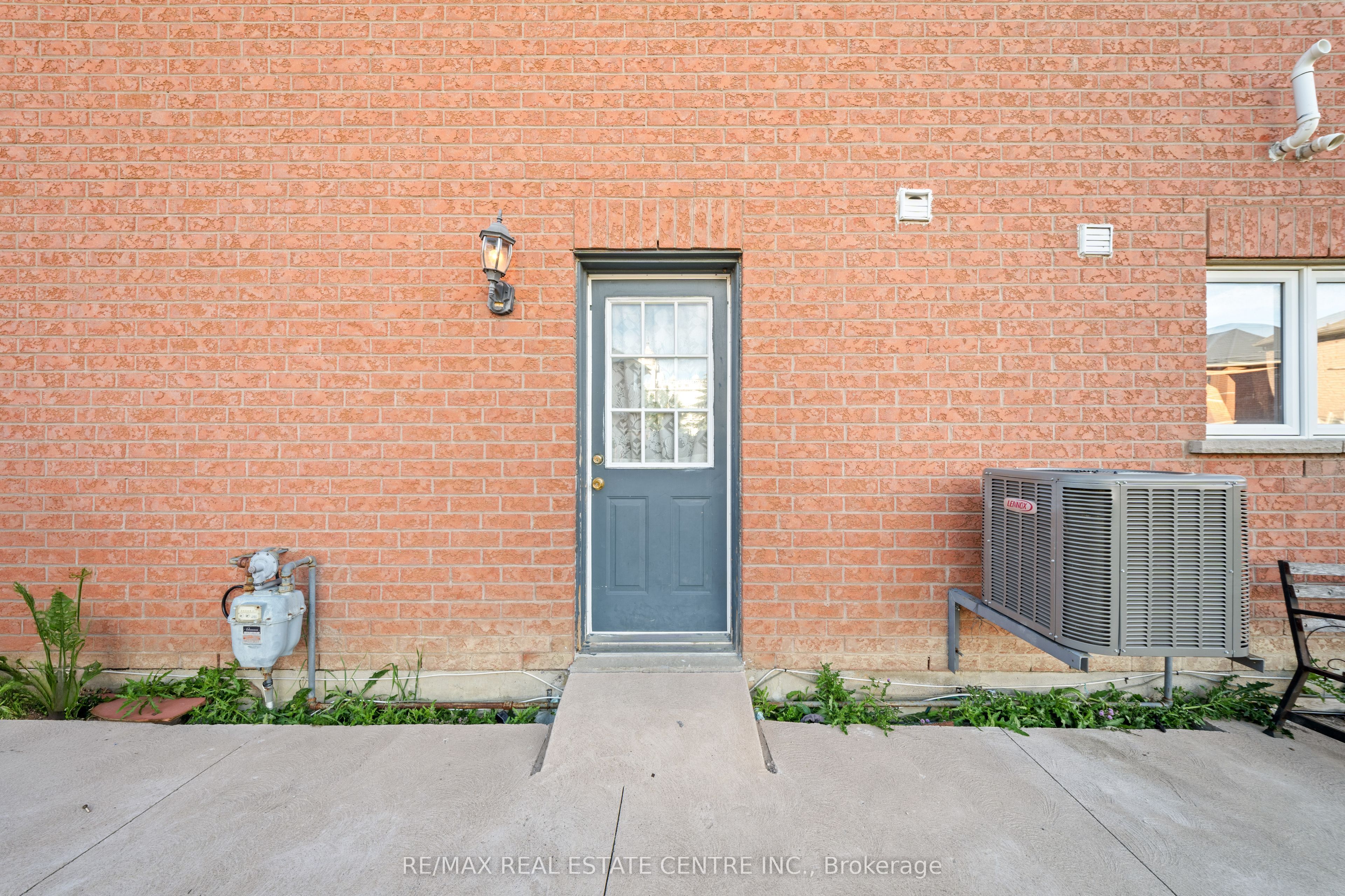 42 Domenico Crescent Property Photo 31