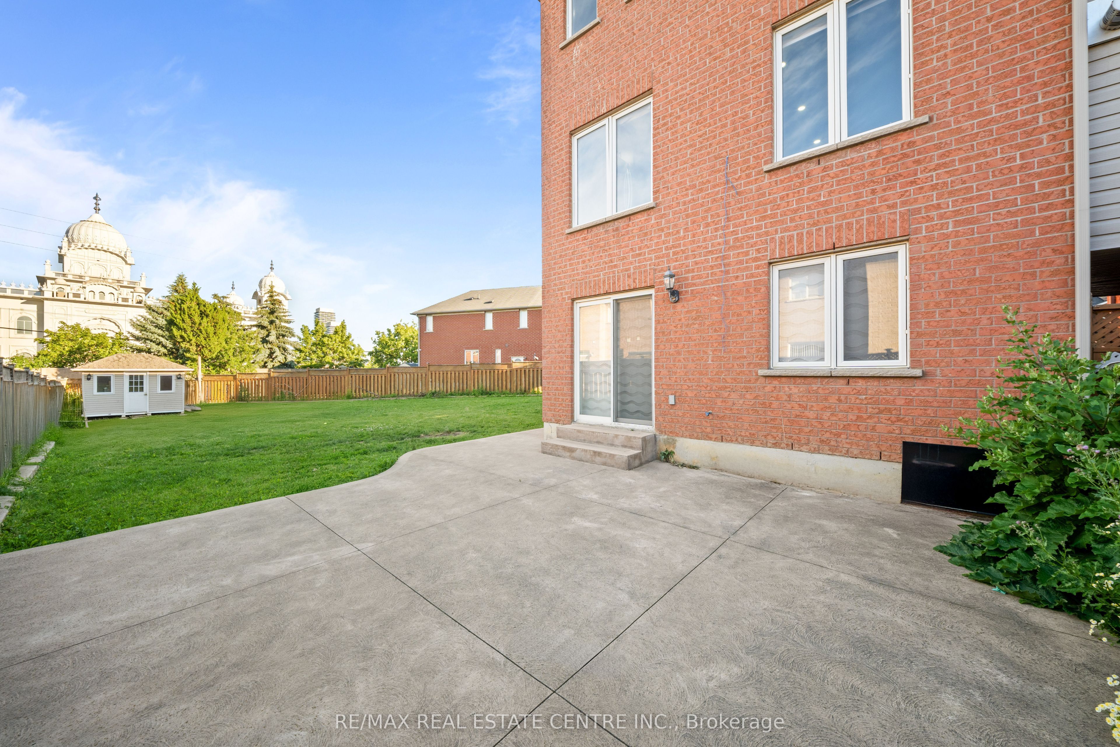 42 Domenico Crescent Property Photo 38