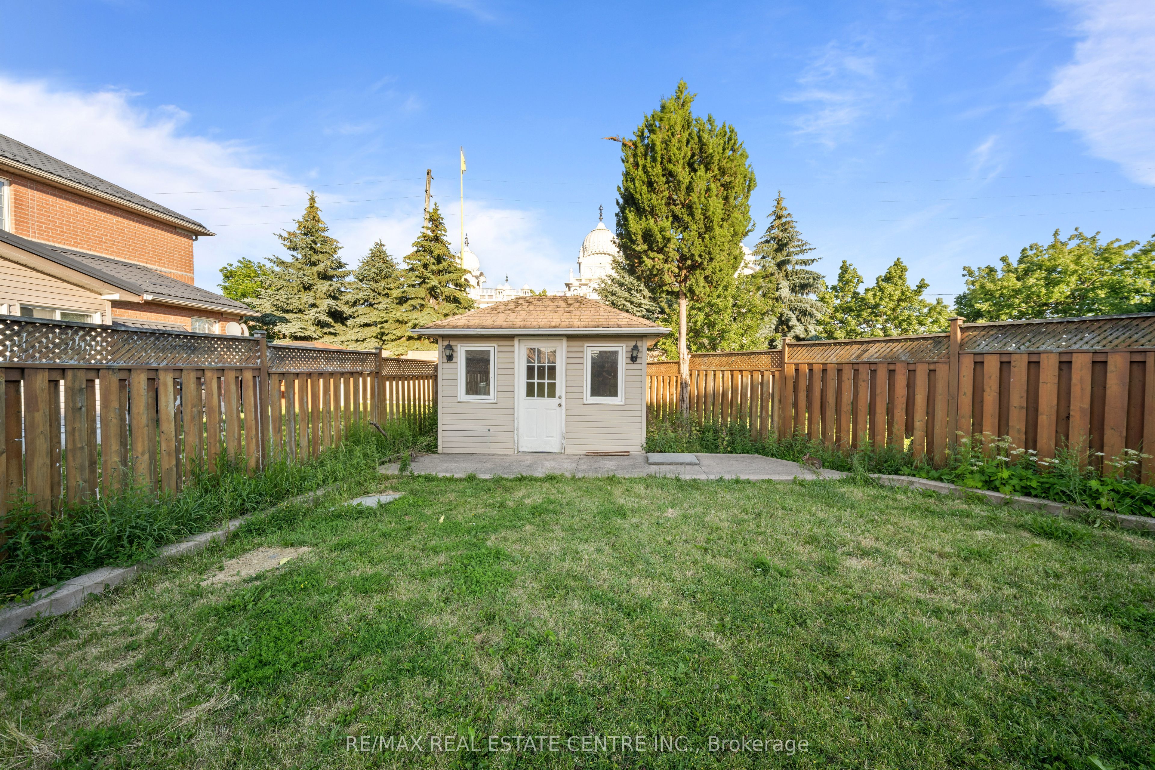 42 Domenico Crescent Property Photo 39