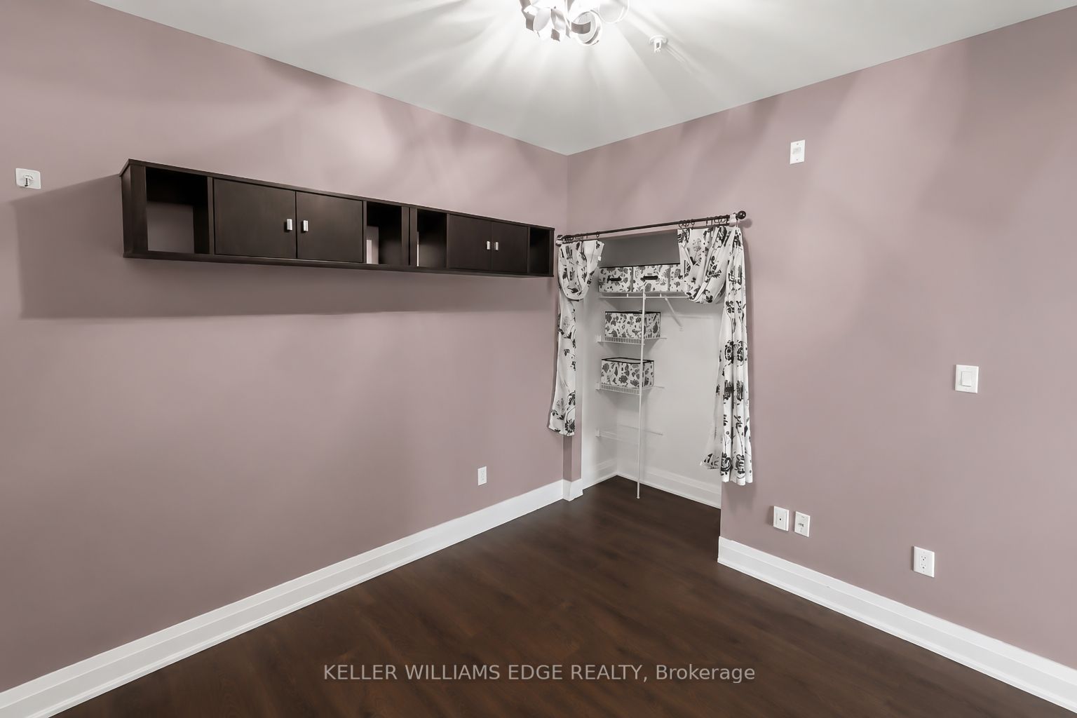 128 Garden Drive 413 Property Photo 23