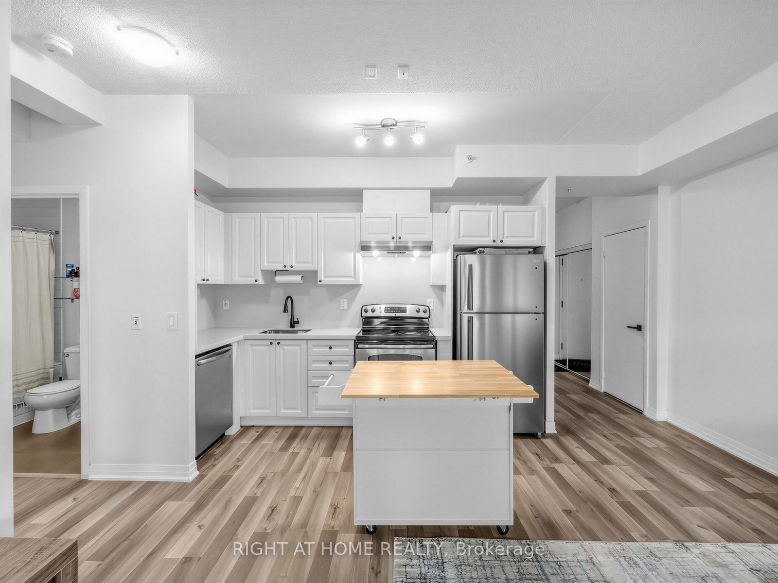 155 Legion Road N 208 Property Photo 10