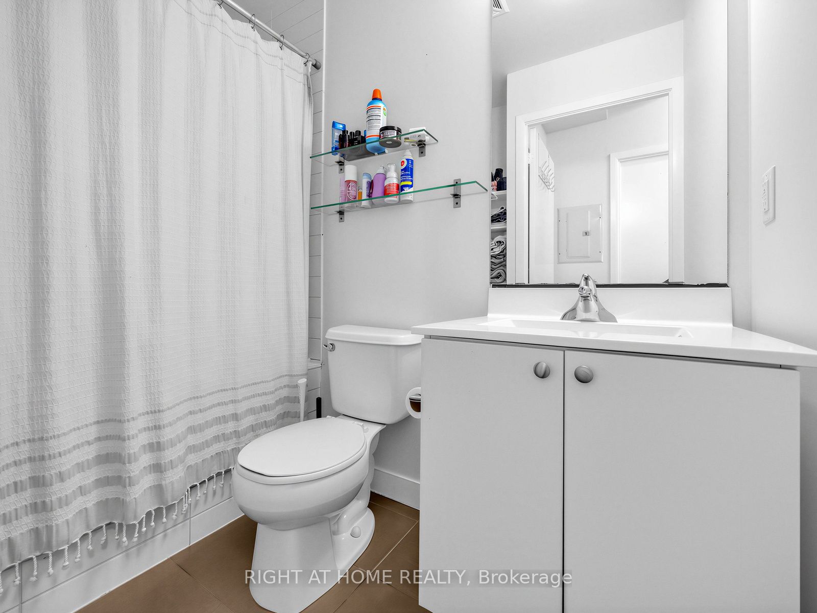 155 Legion Road N 208 Property Photo 14