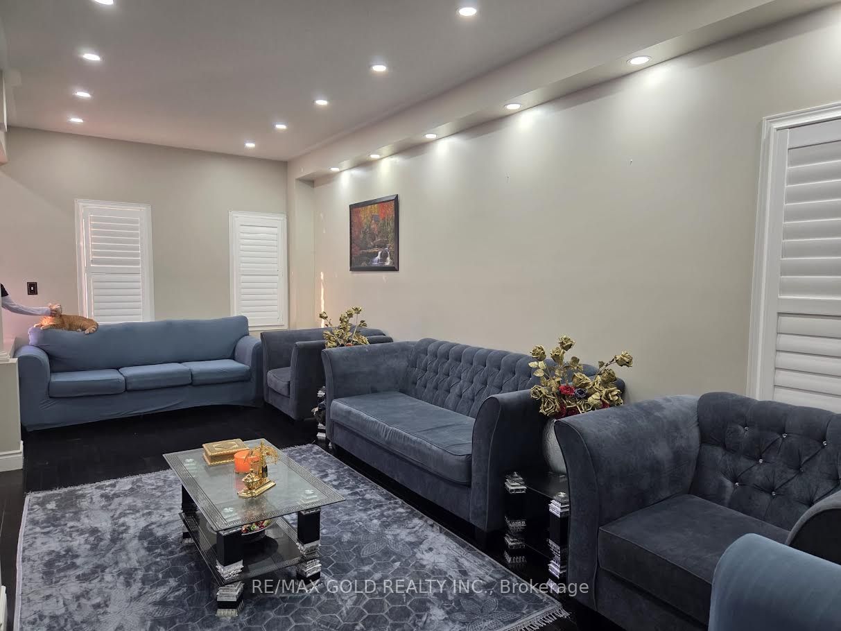 69 Personna Circle Property Photo 5