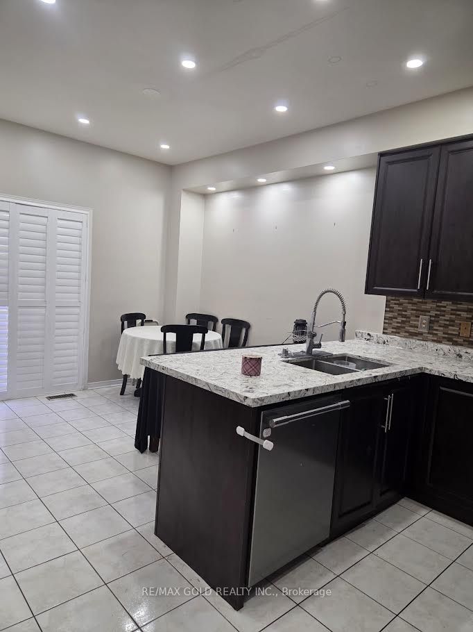 69 Personna Circle Property Photo 9