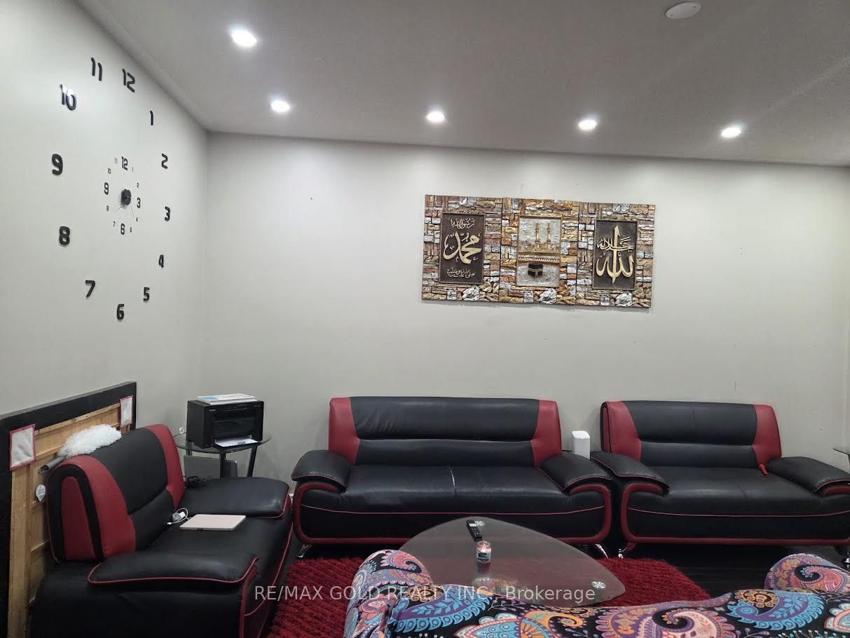 69 Personna Circle Property Photo 15