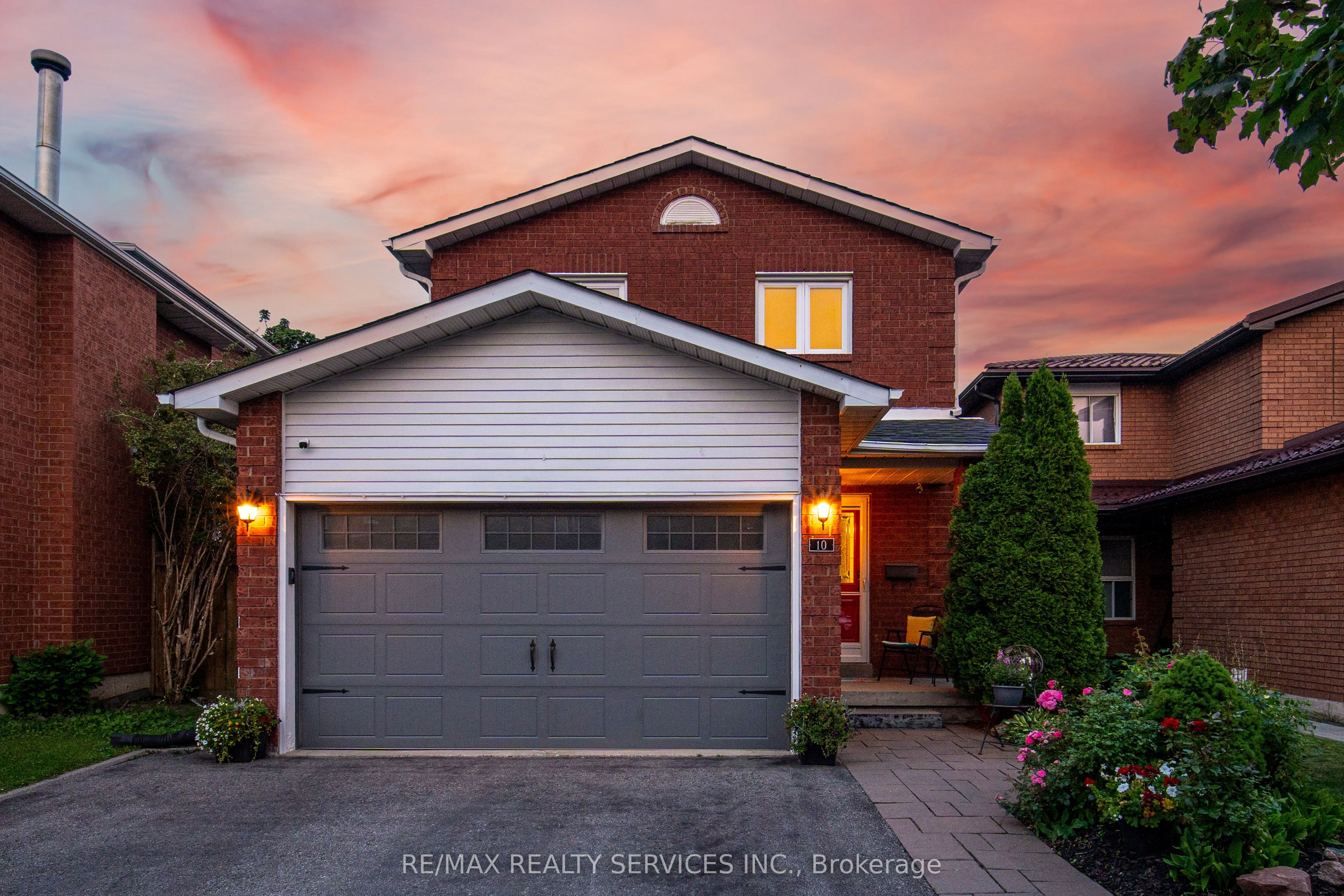 10 Valonia Drive Property Photo 1