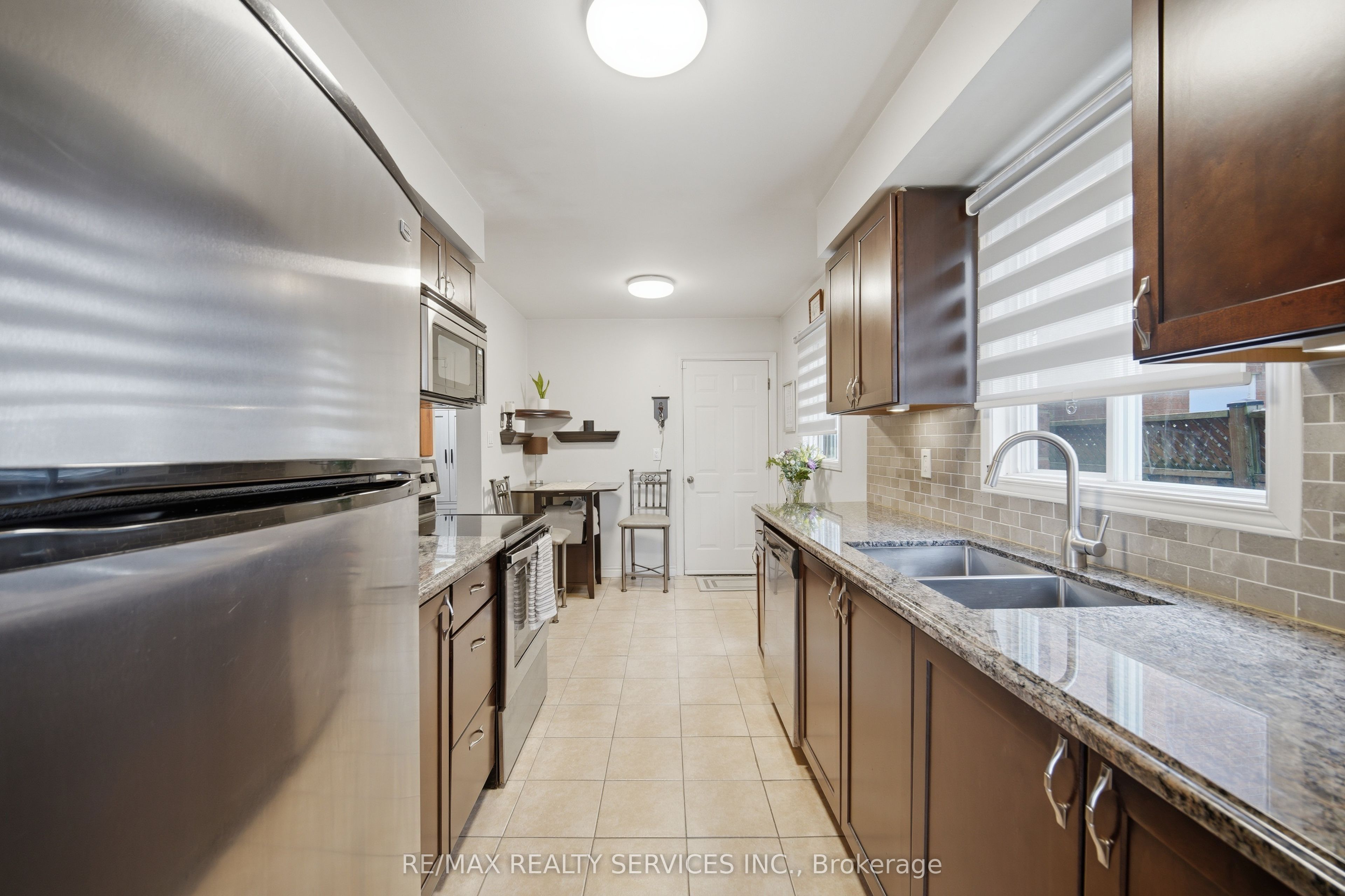 10 Valonia Drive Property Photo 18