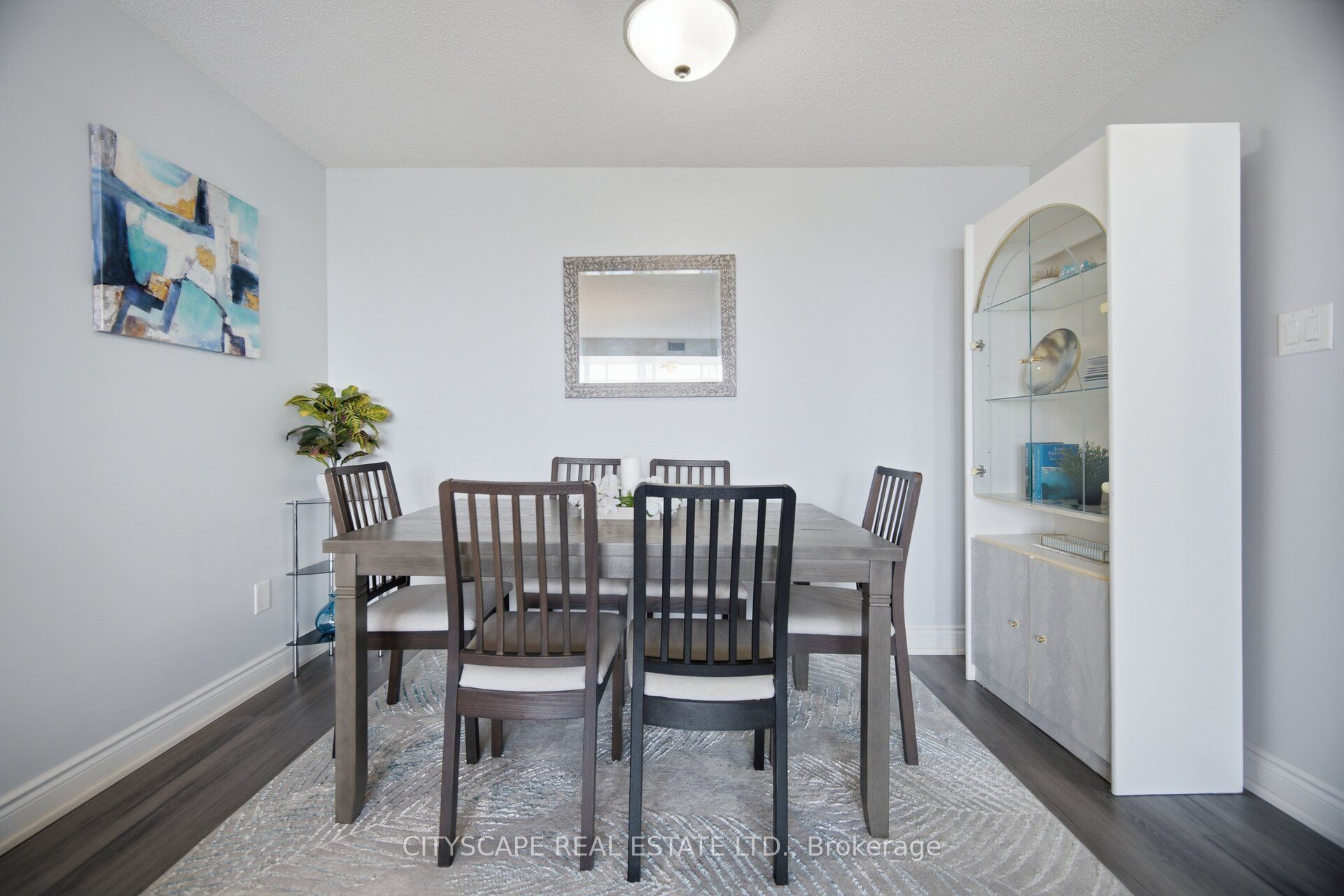 700 Constellation Drive 1105 Property Photo 8