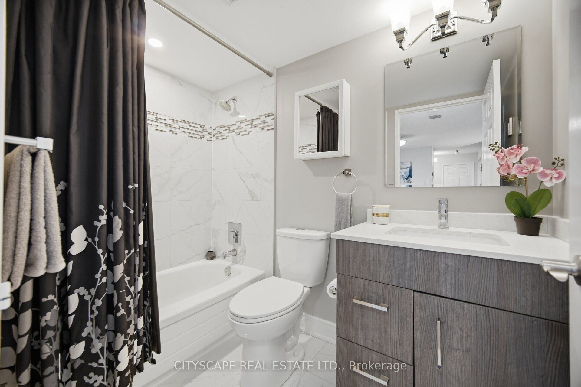 700 Constellation Drive 1105 Property Photo 18