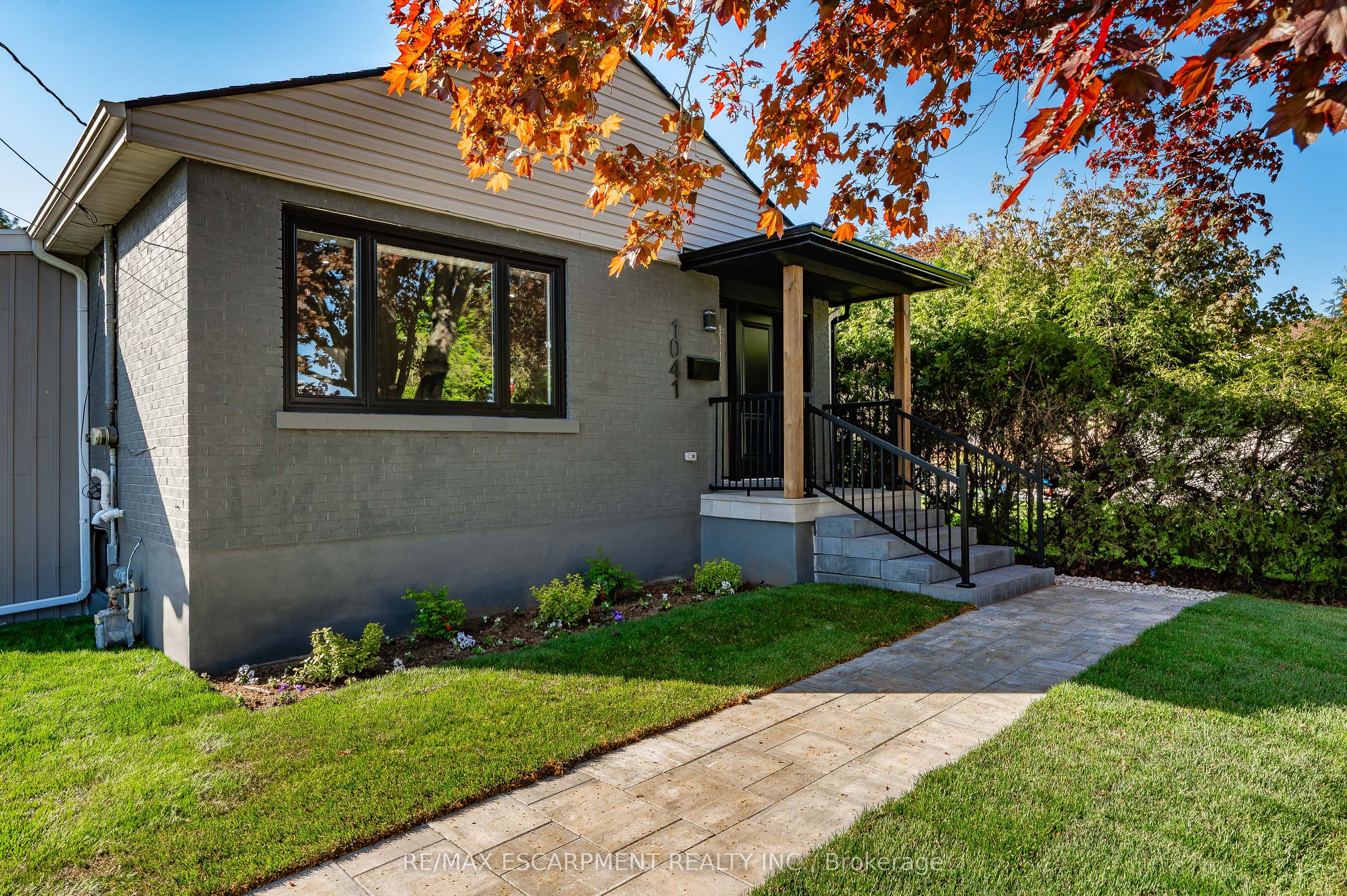 1041 Shepherd's Drive Property Photo 5