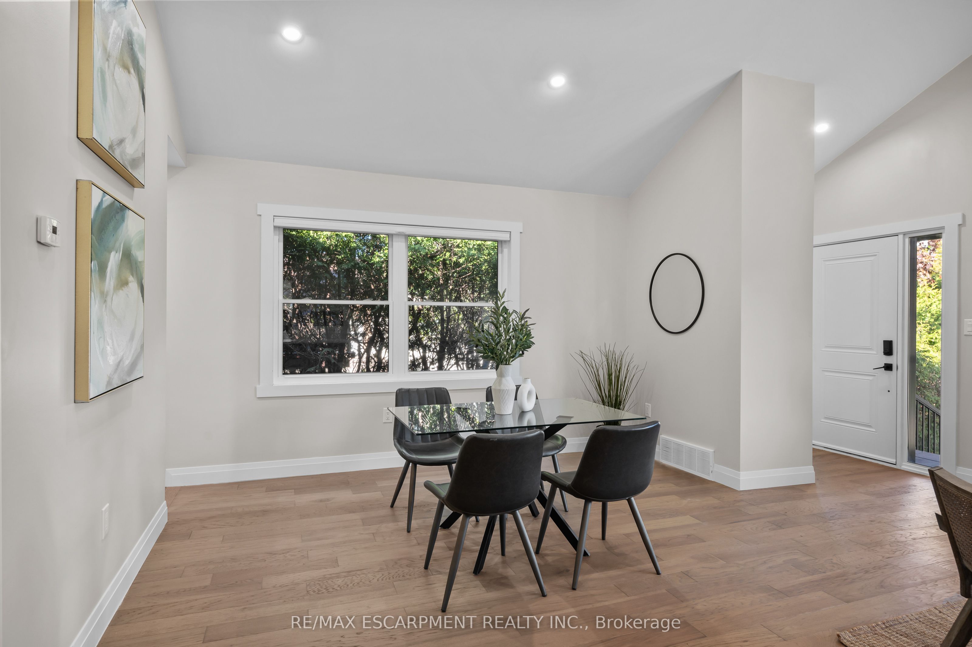 1041 Shepherd's Drive Property Photo 16