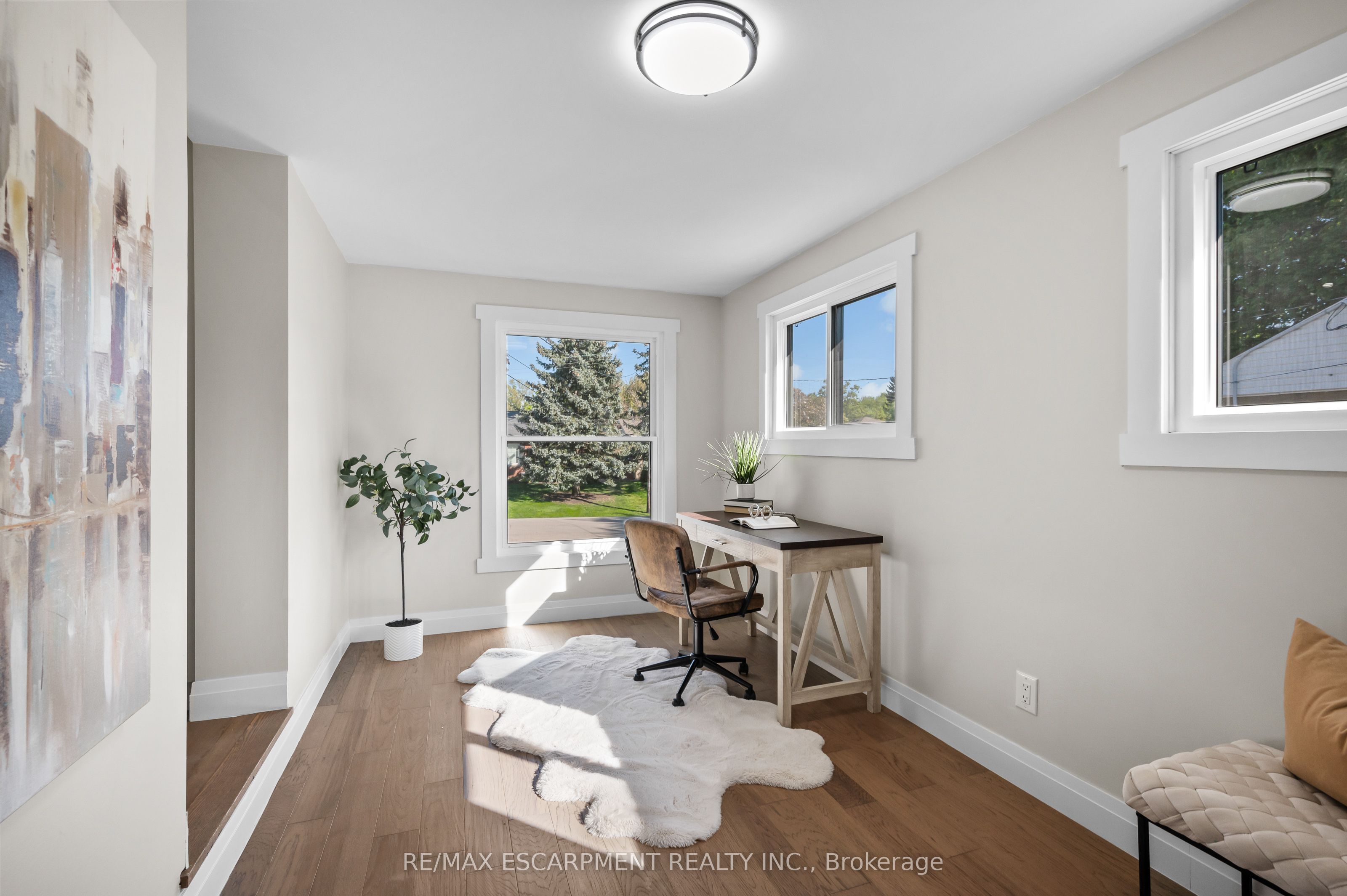 1041 Shepherd's Drive Property Photo 18