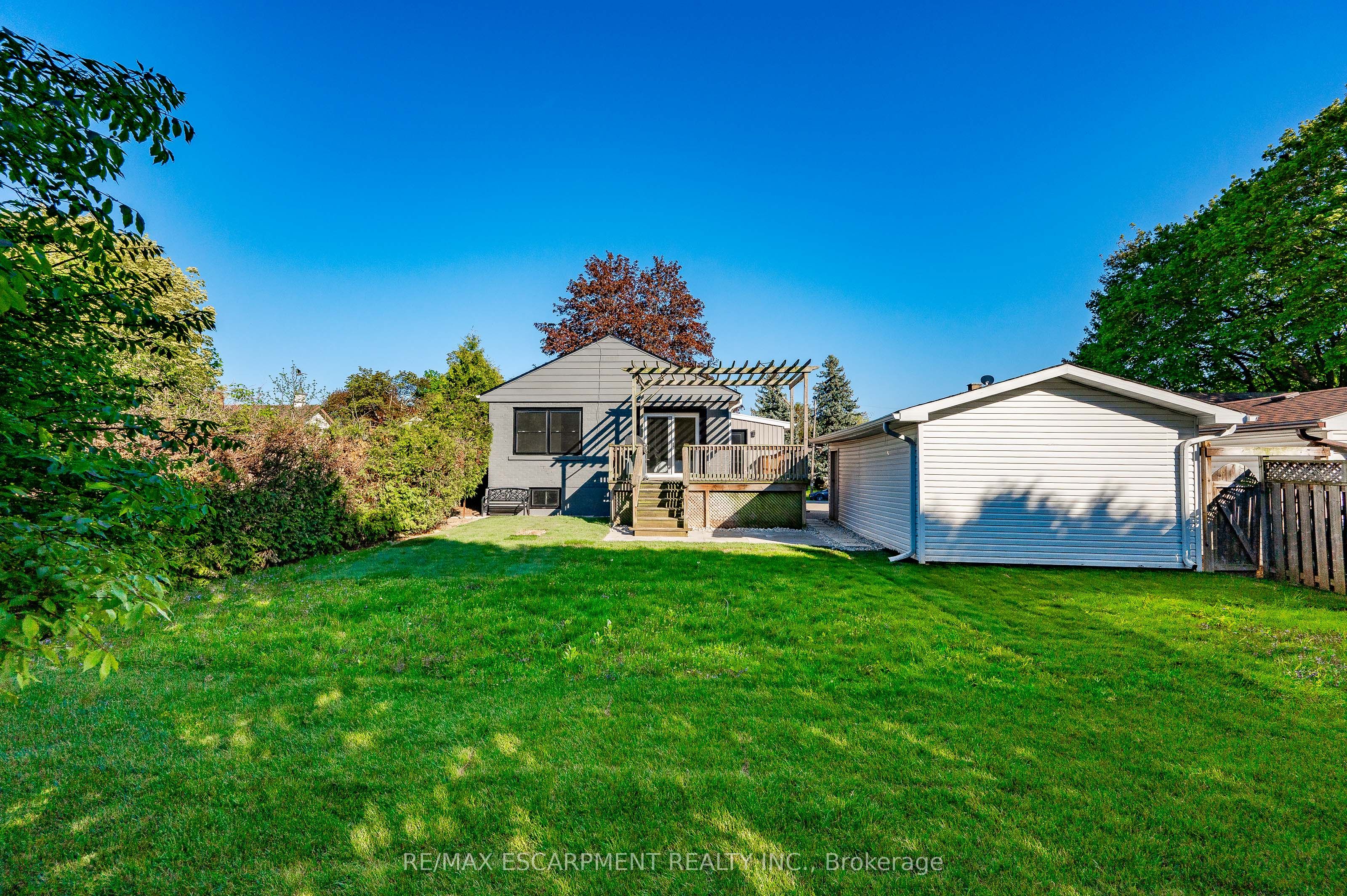 1041 Shepherd's Drive Property Photo 39